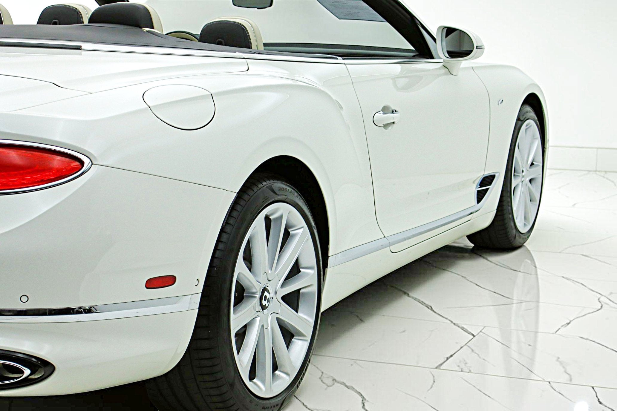 2021 Bentley Continental GTC V8