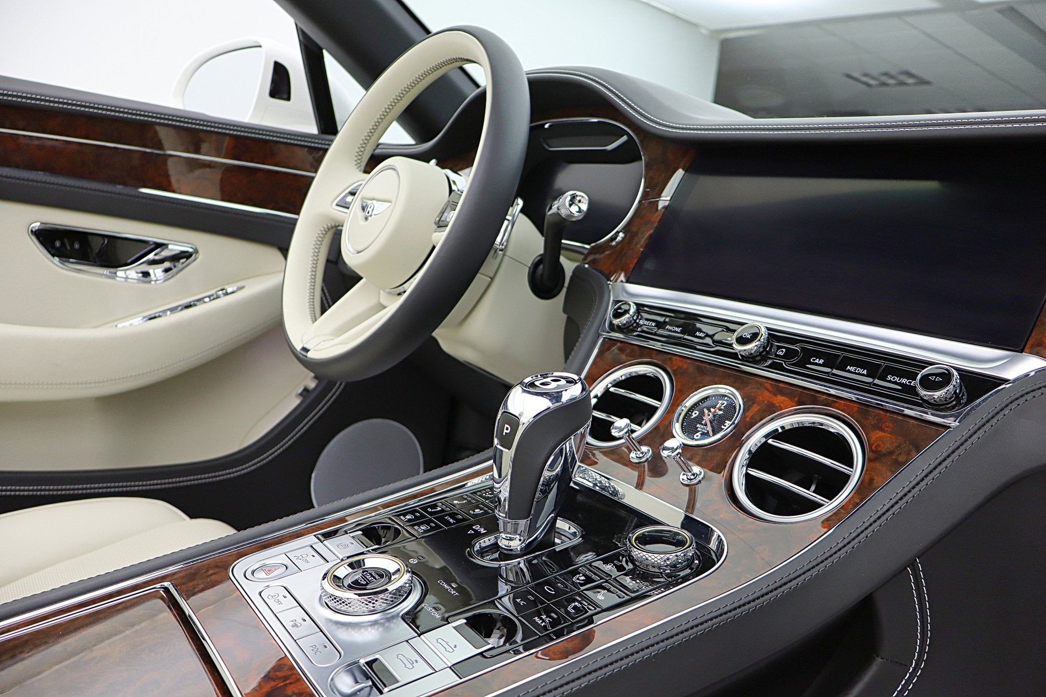2021 Bentley Continental GTC V8