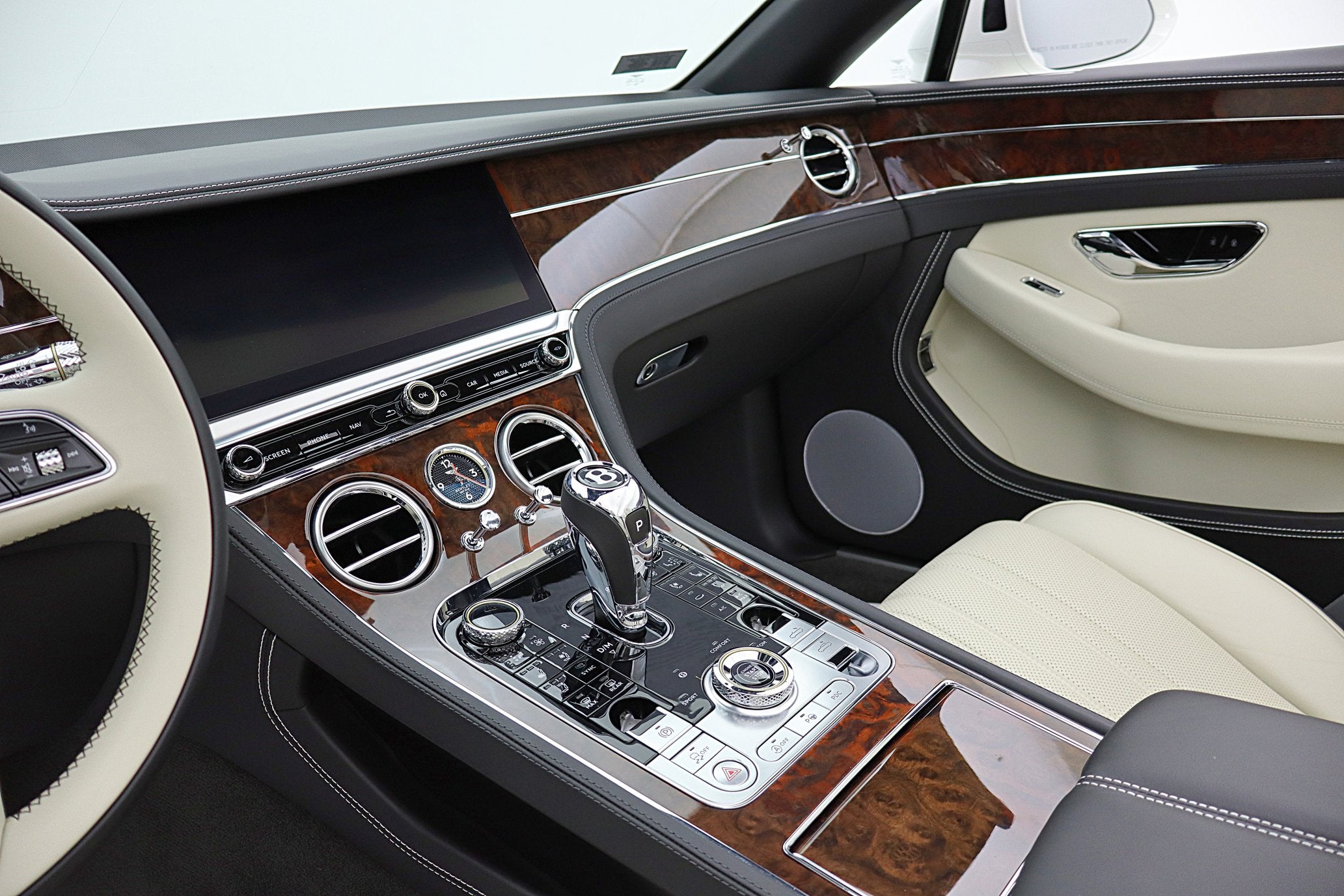 2021 Bentley Continental GTC V8