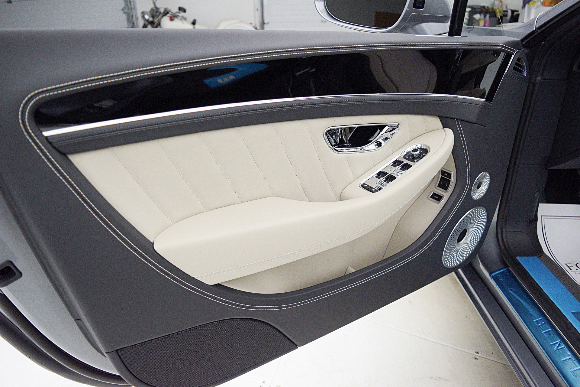 2024 Bentley Continental GTC Edition 8/LEASE OPTIONS AVAILABLE