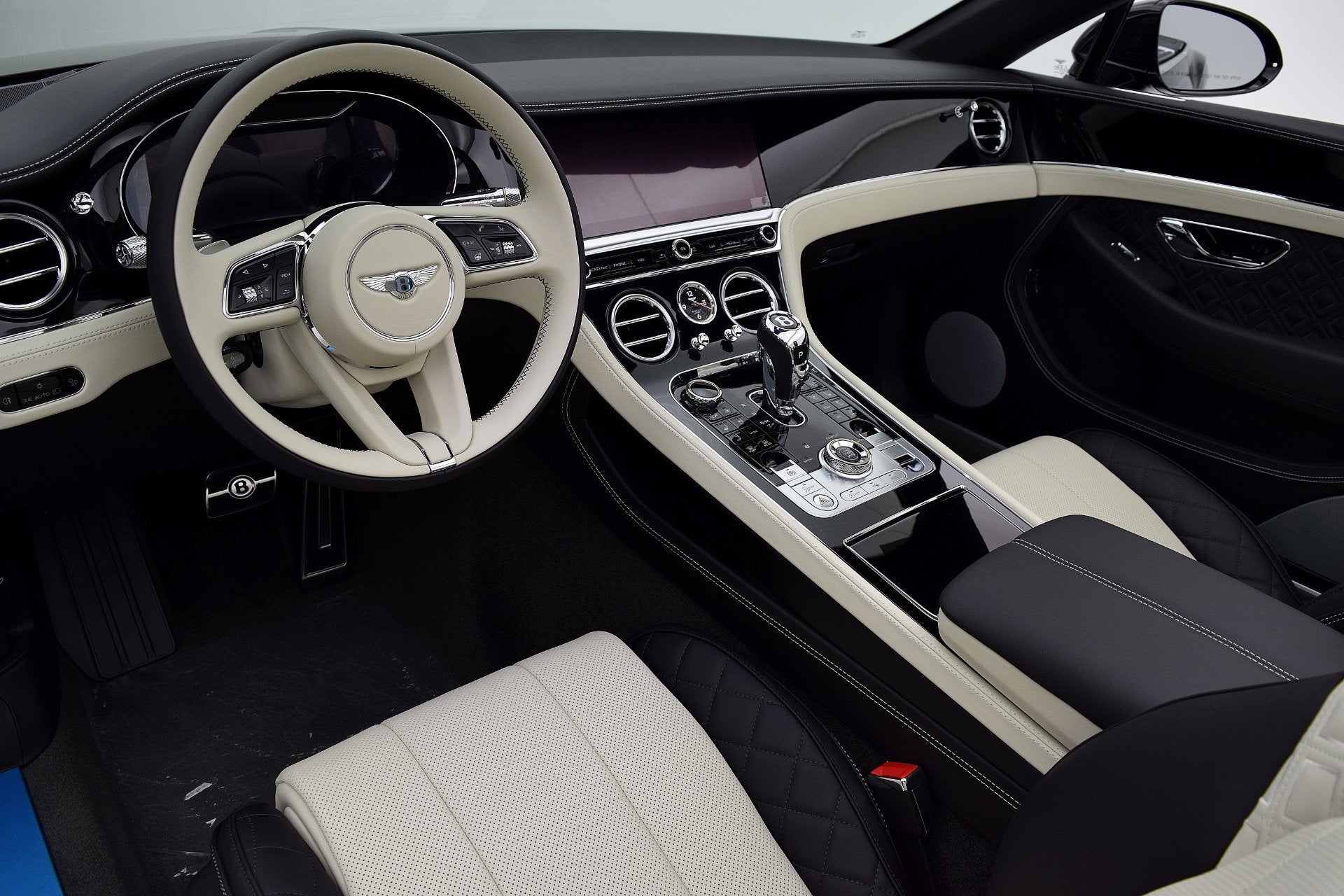 2021 Bentley Continental GTC V8