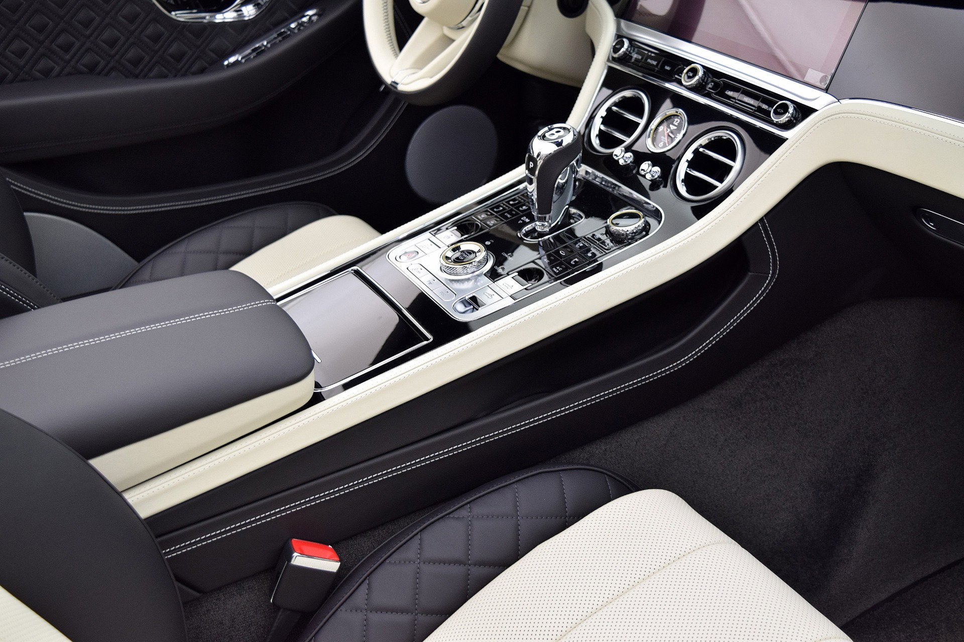 2021 Bentley Continental GTC V8