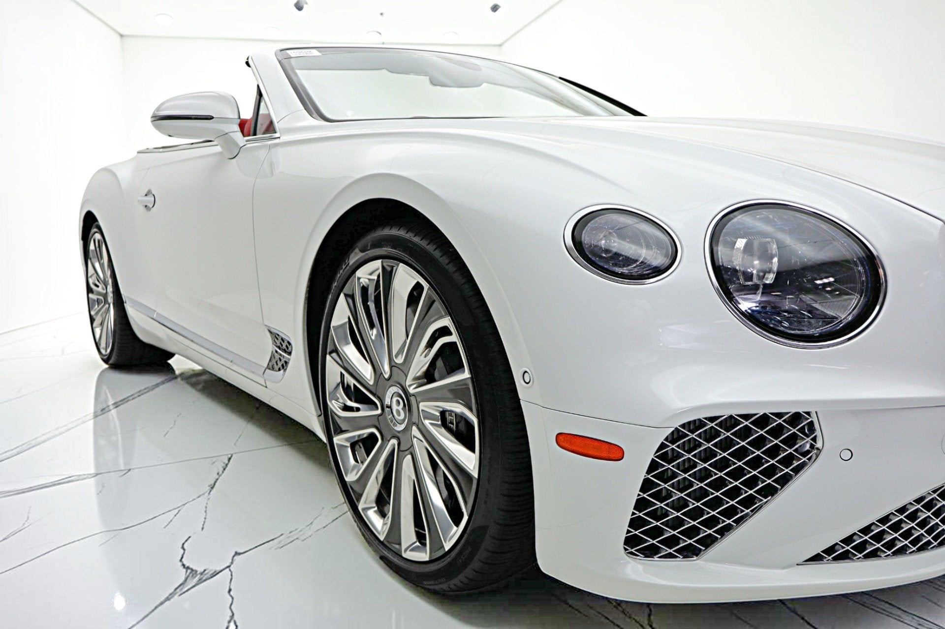 2022 Bentley Continental GTC Mulliner V8