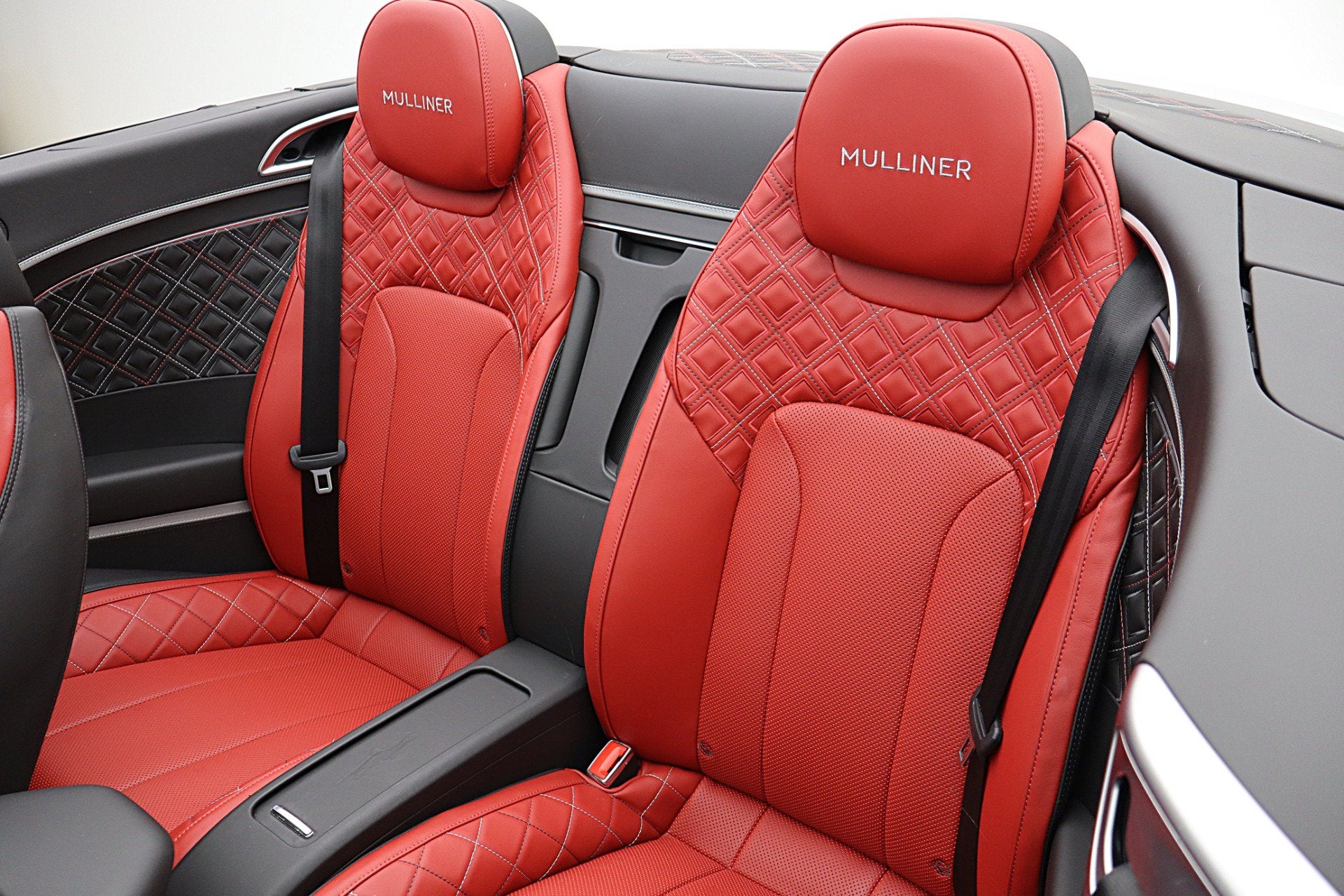 2022 Bentley Continental GTC Mulliner V8