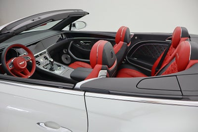 2022 Bentley Continental GTC Mulliner V8