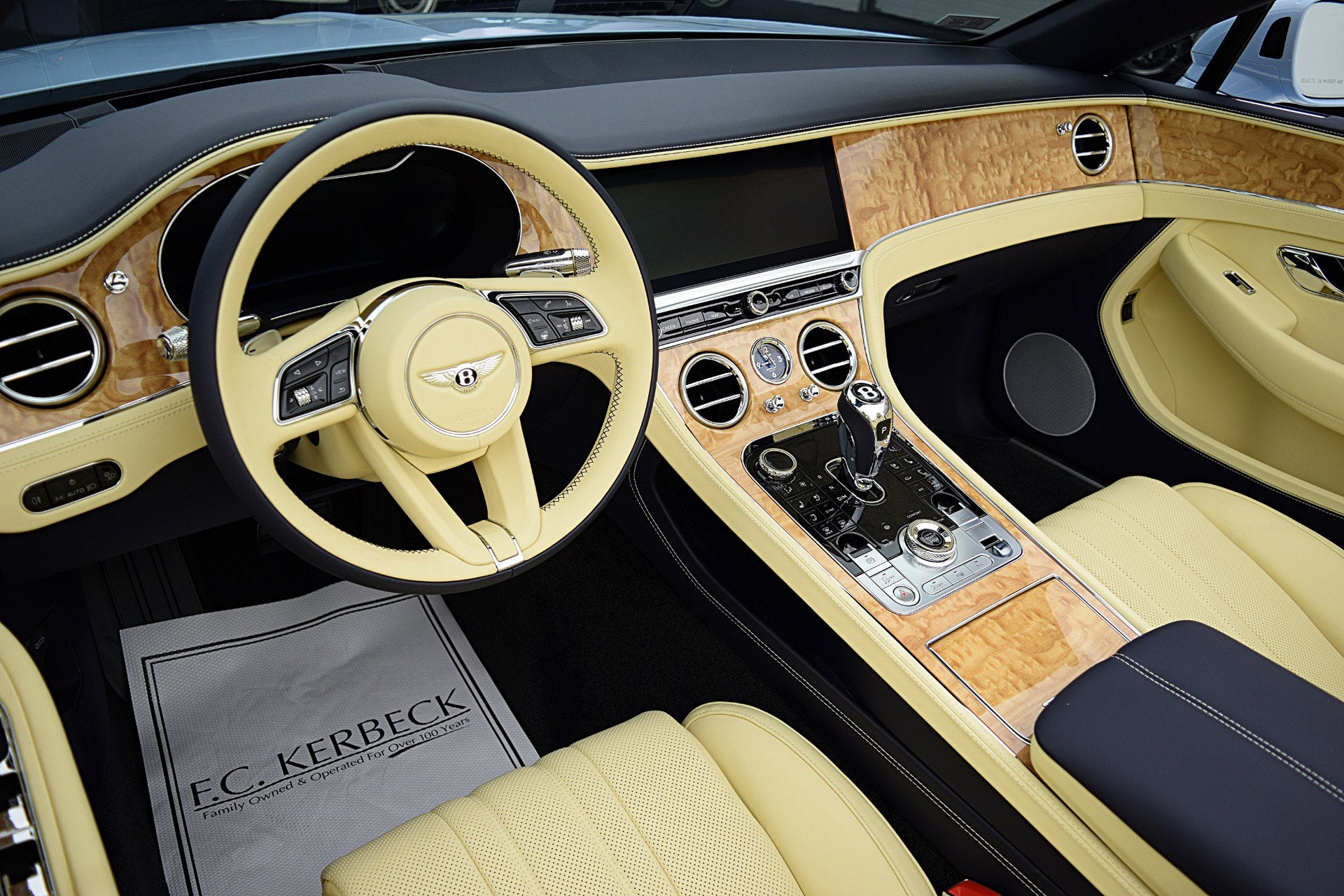 2023 Bentley Continental GTC V8/LEASE OPTIONS AVAILABLE