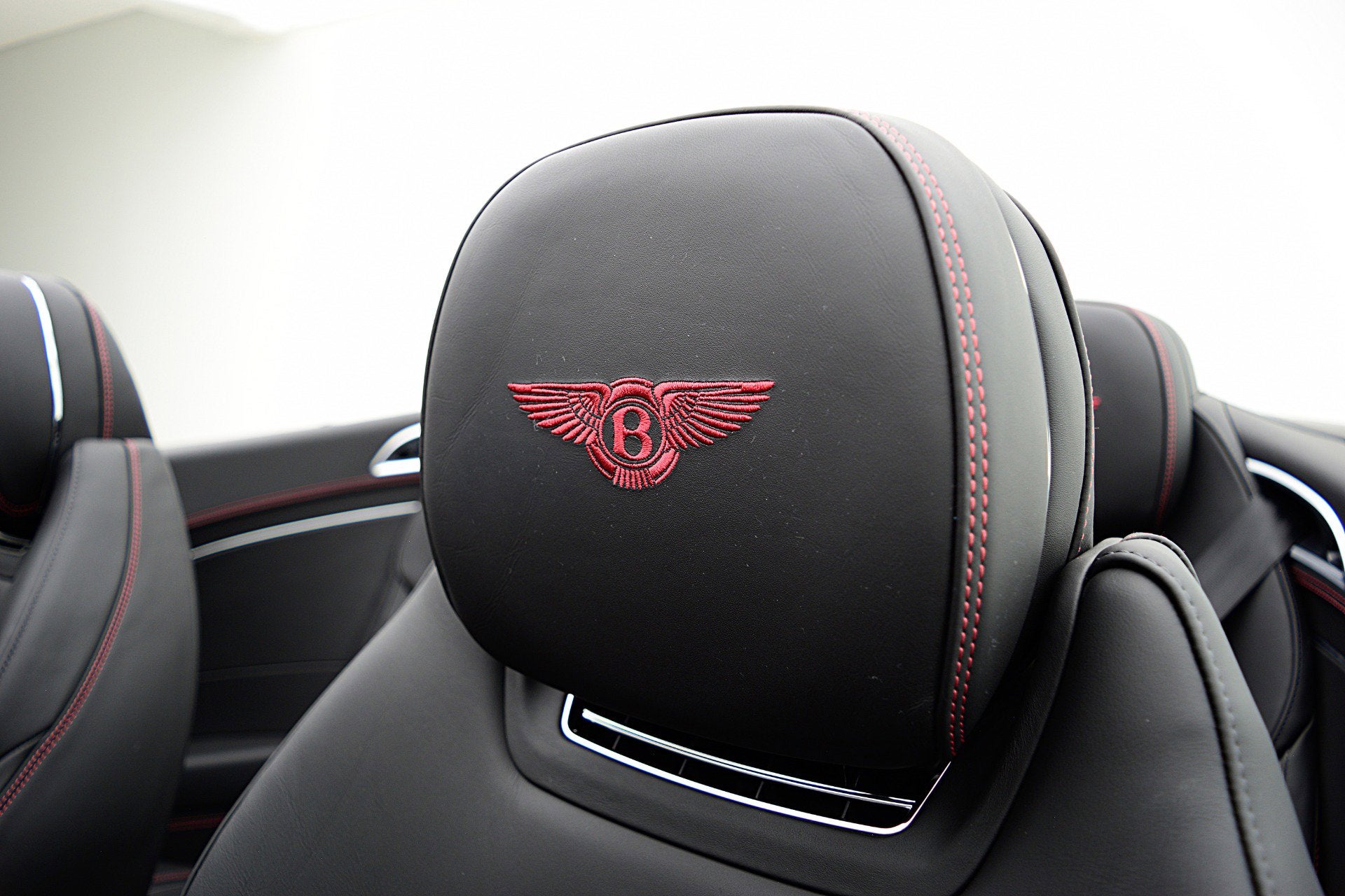 2020 Bentley Continental GTC V8