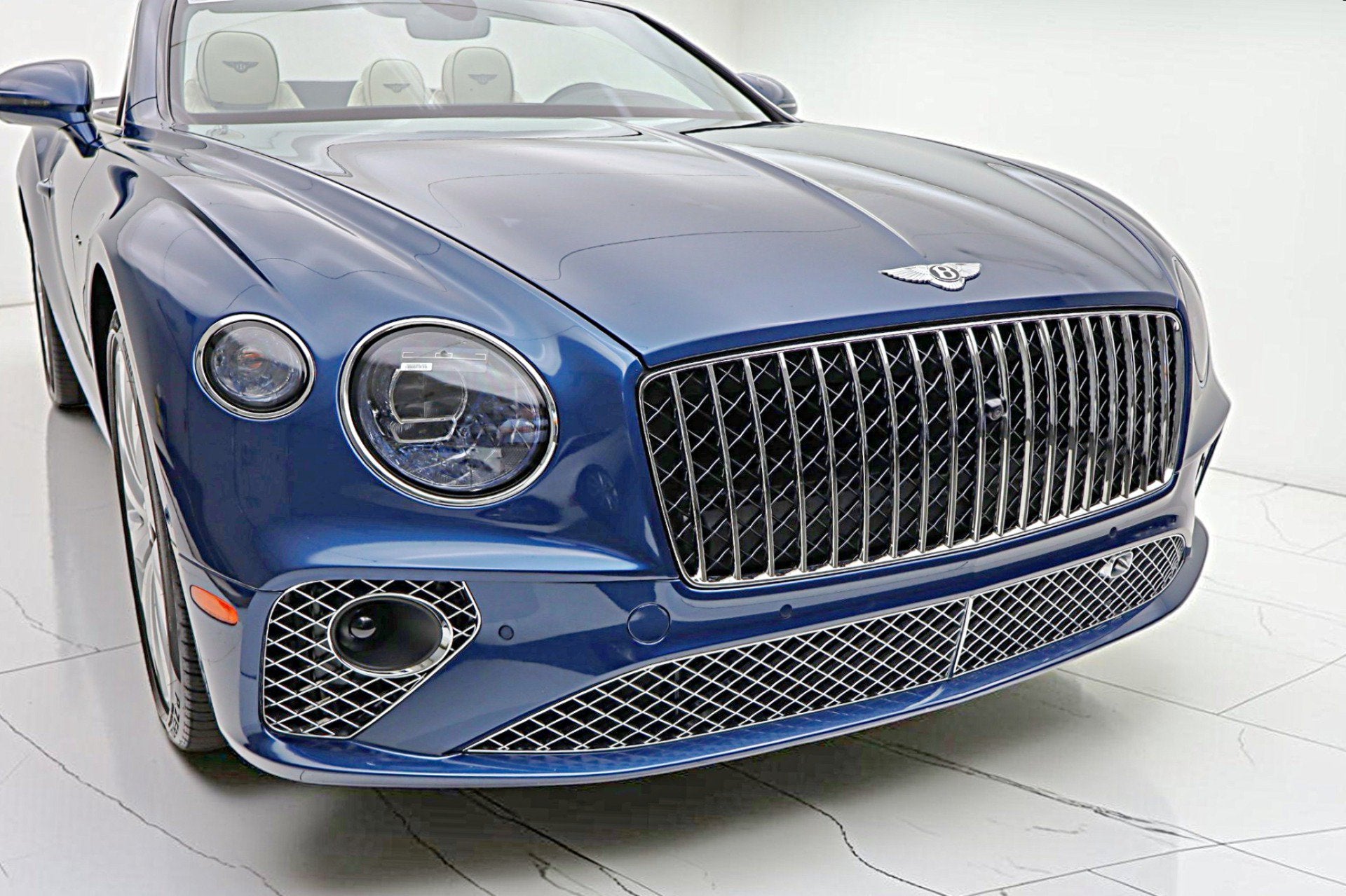 2024 Bentley Continental GTC Azure V8/LEASE OPTIONS AVAILABLE
