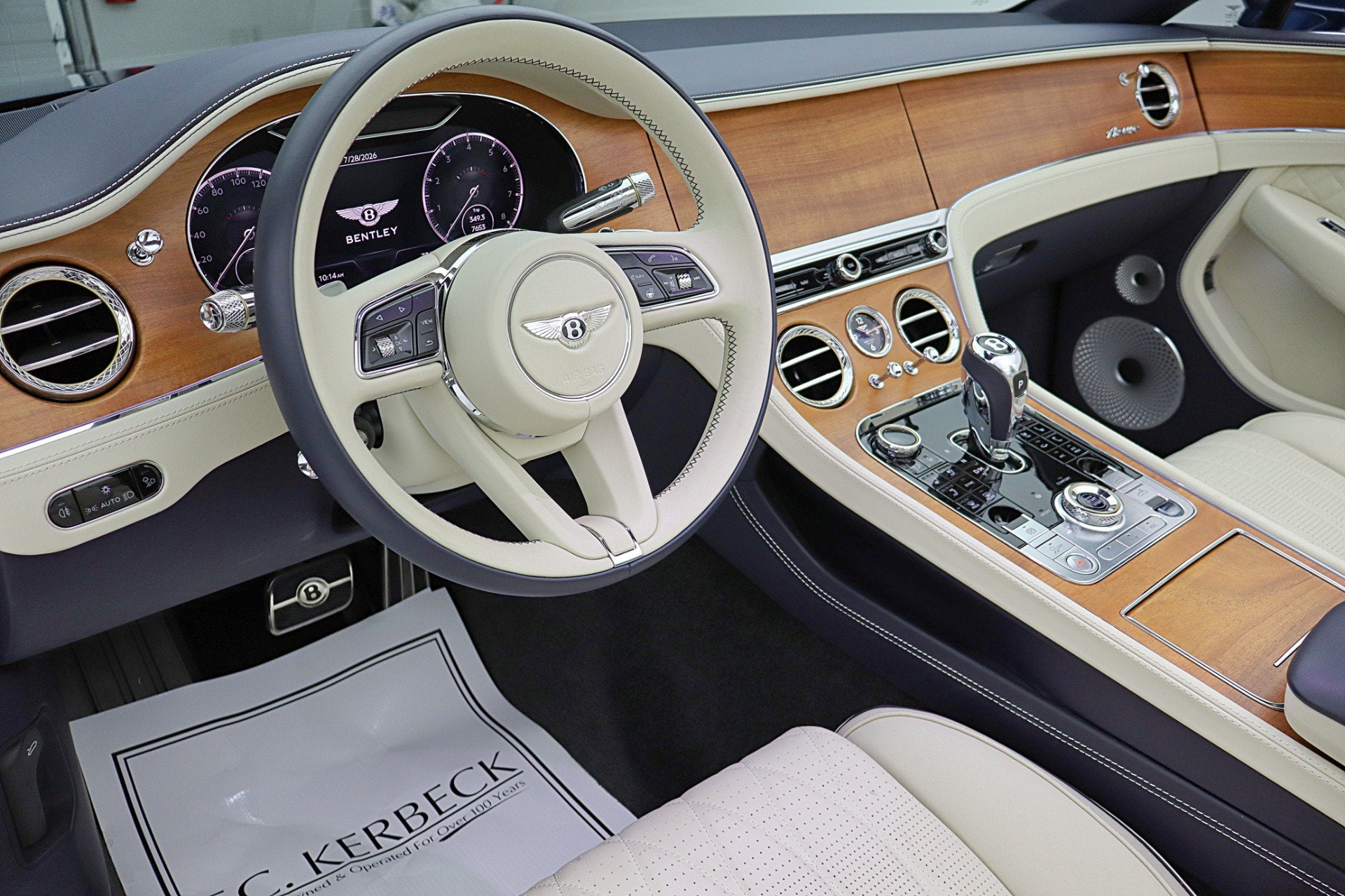 2024 Bentley Continental GTC Azure V8/LEASE OPTIONS AVAILABLE