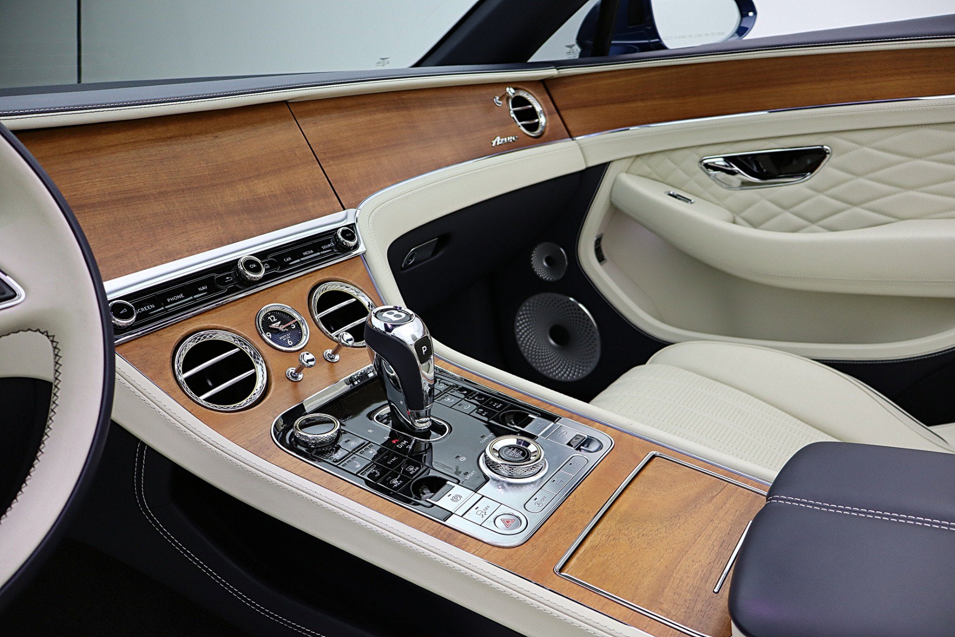 2024 Bentley Continental GTC Azure V8/LEASE OPTIONS AVAILABLE