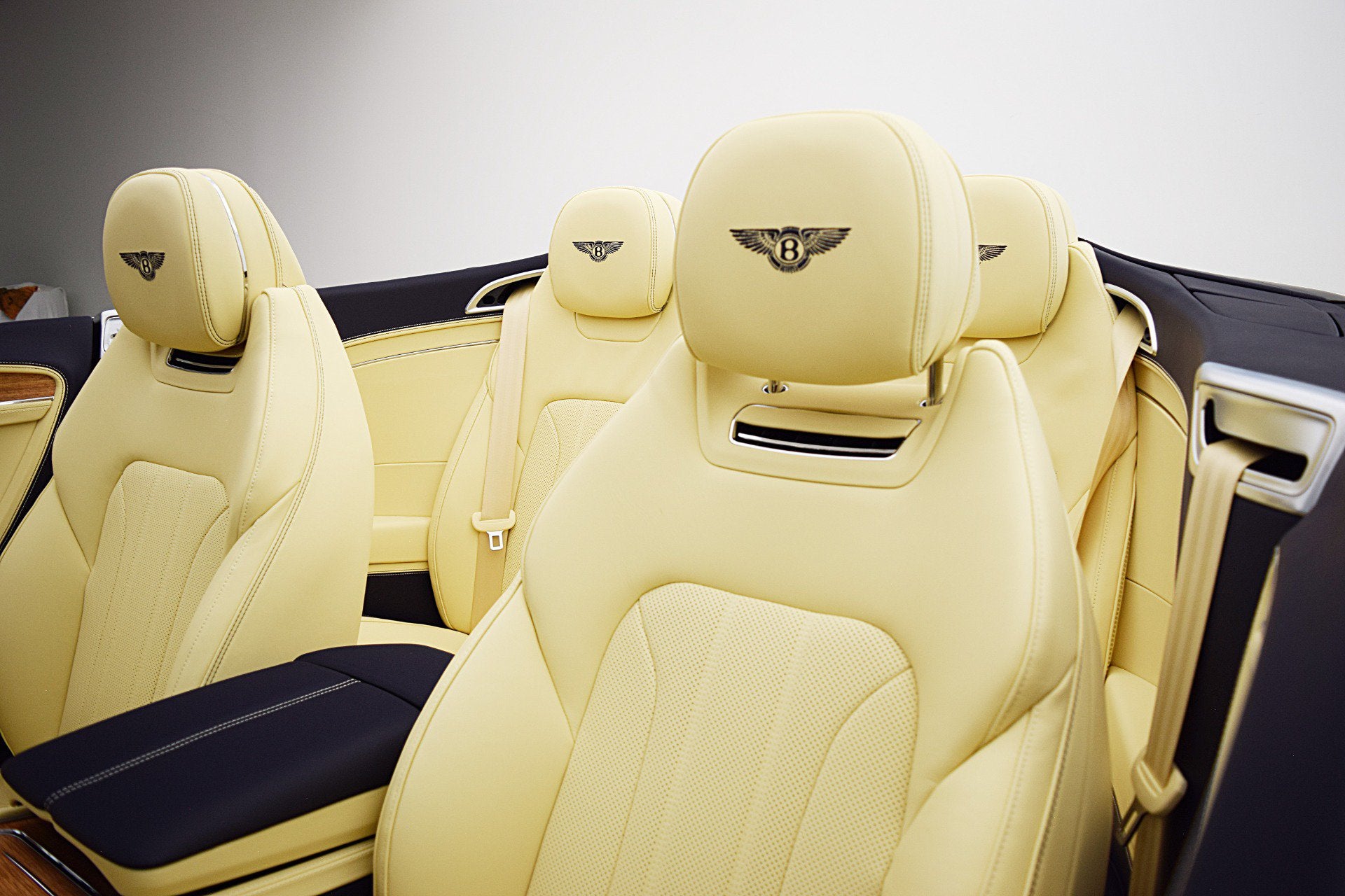 2024 Bentley Continental GTC V8/LEASE OPTIONS AVAILABLE
