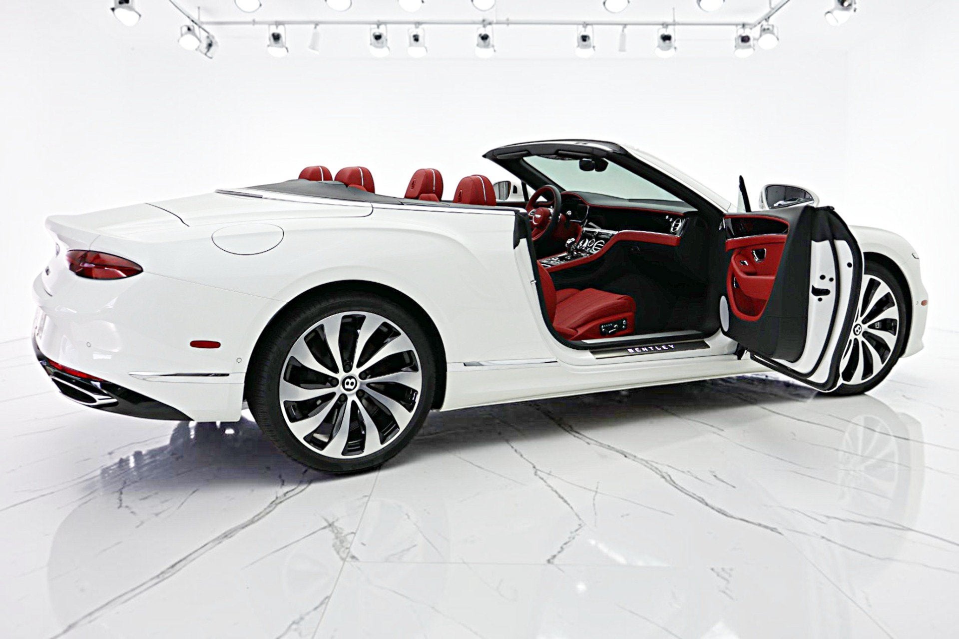 2026 Bentley Continental GTC/LEASE OPTIONS AVAILABLE