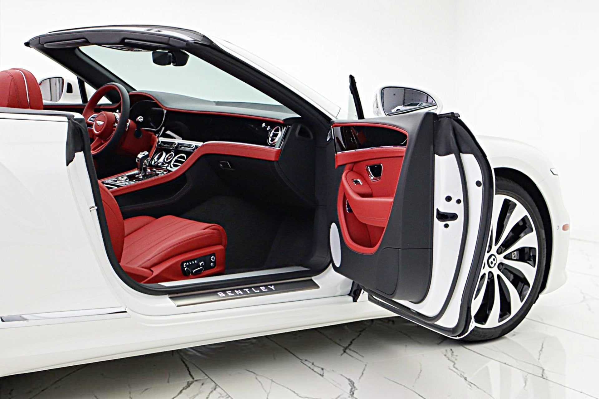 2026 Bentley Continental GTC/LEASE OPTIONS AVAILABLE