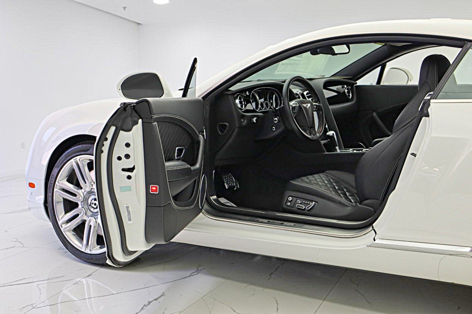 2017 Bentley Continental GT W12 Coupe