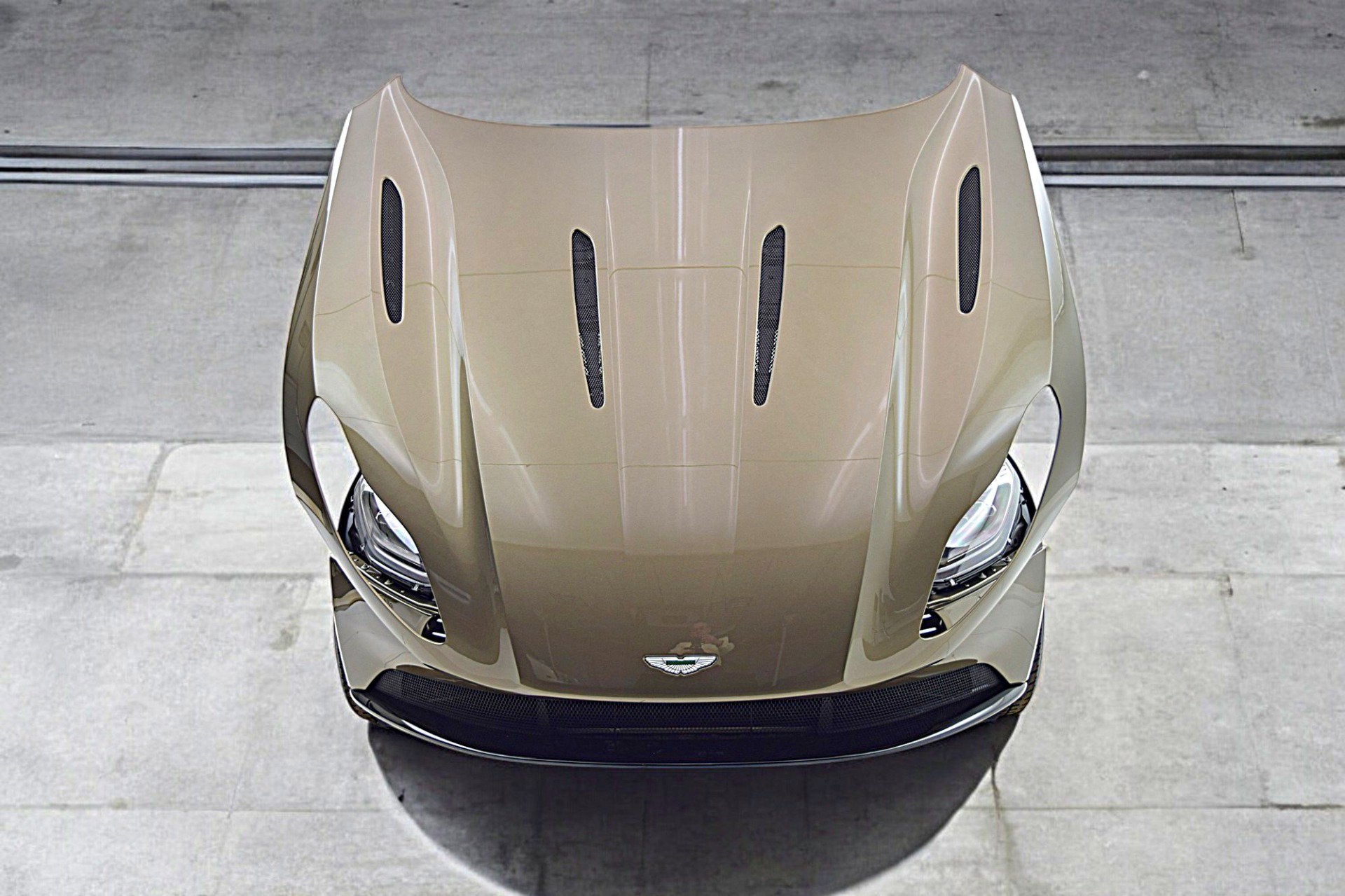 2018 Aston Martin DB11 V12