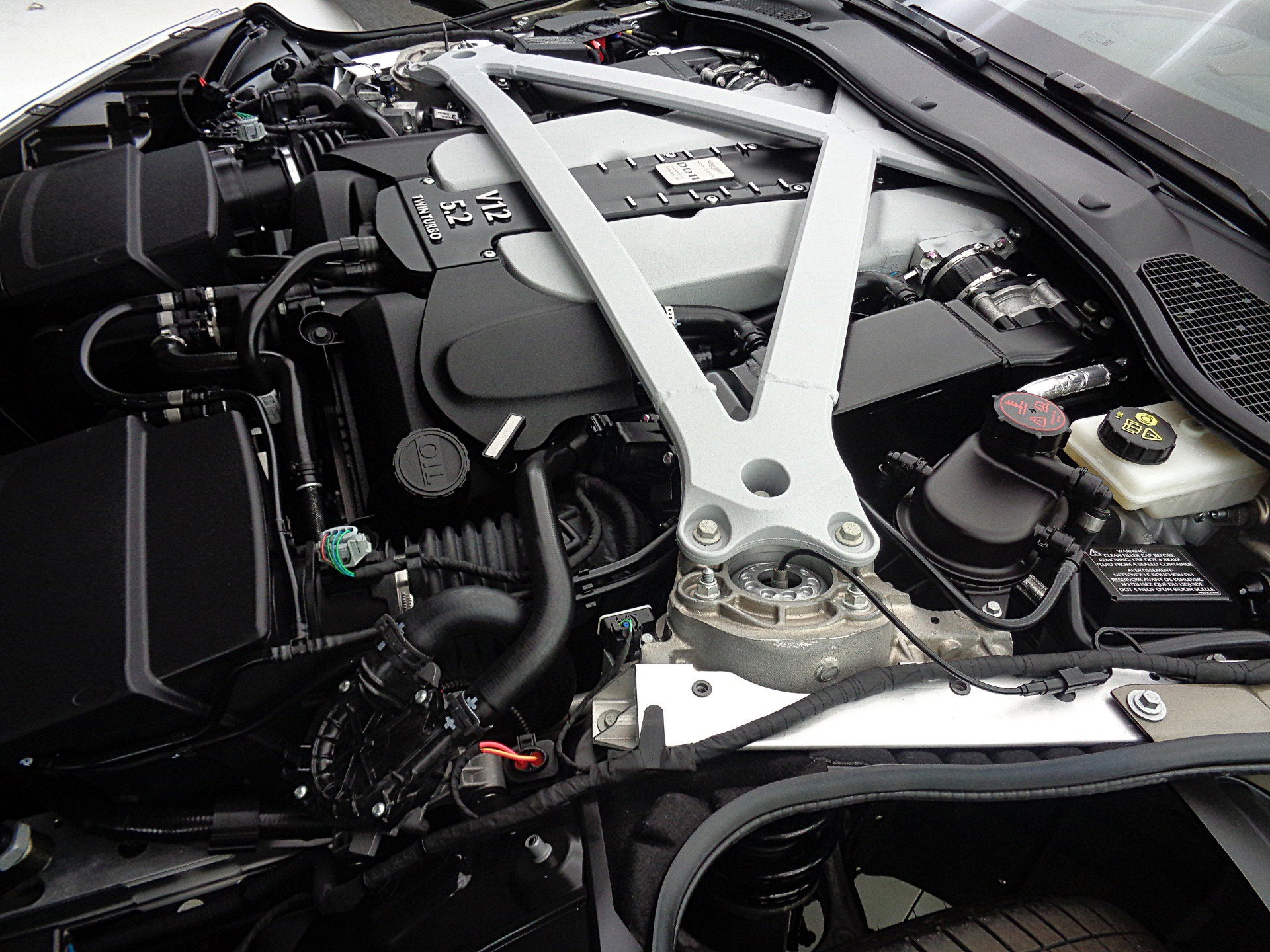 2018 Aston Martin DB11 V12