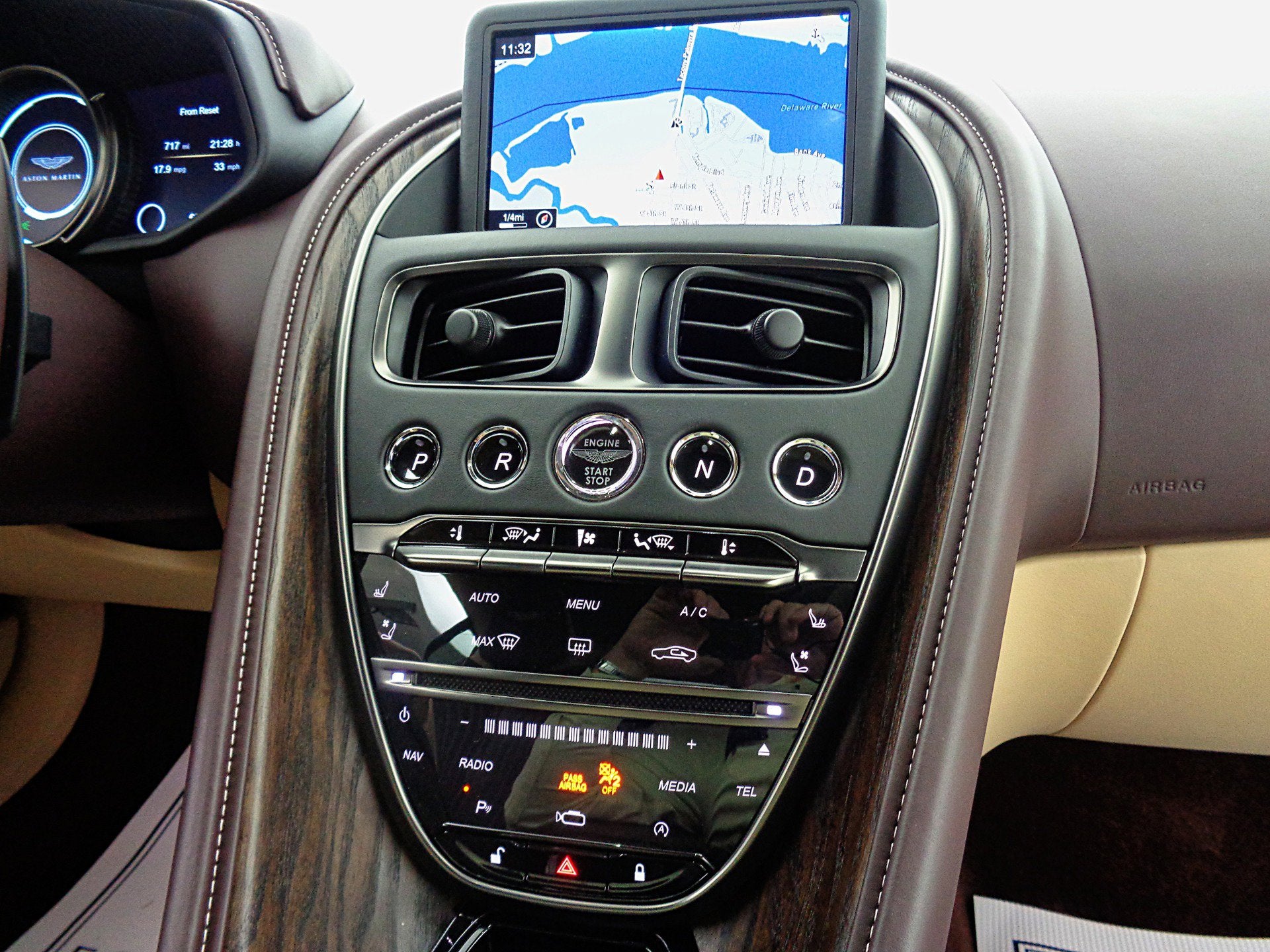 2018 Aston Martin DB11 V12