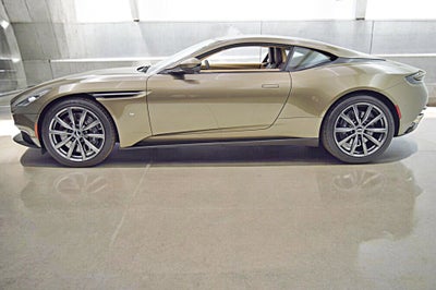 2018 Aston Martin DB11 V12