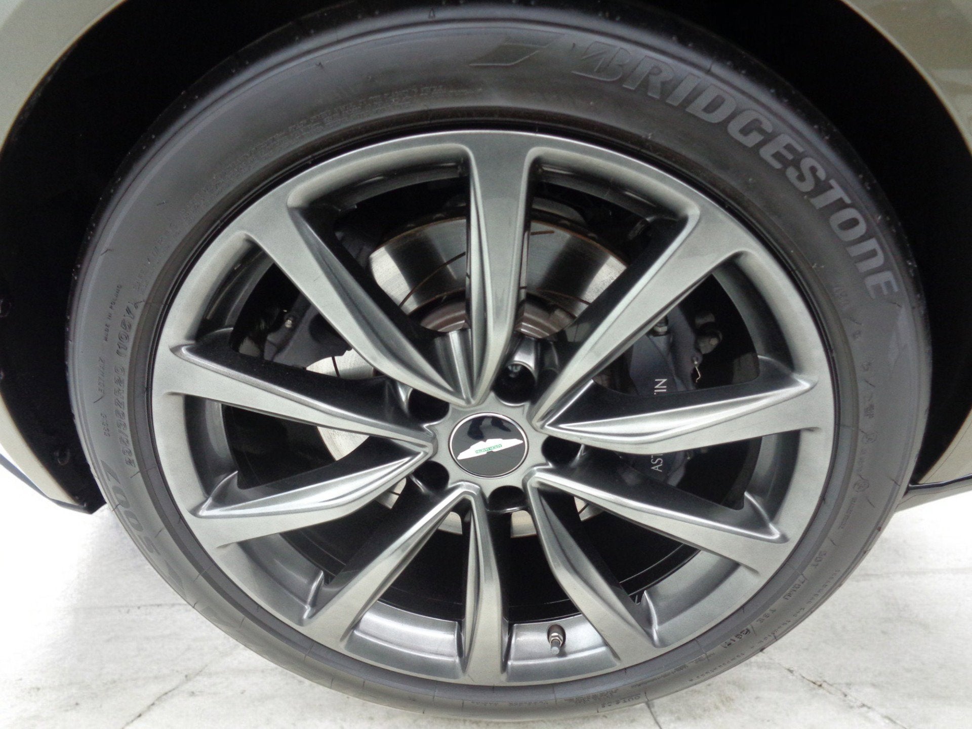 2018 Aston Martin DB11 V12