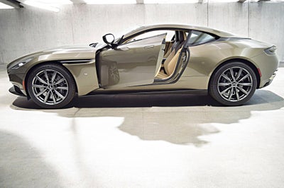 2018 Aston Martin DB11 V12