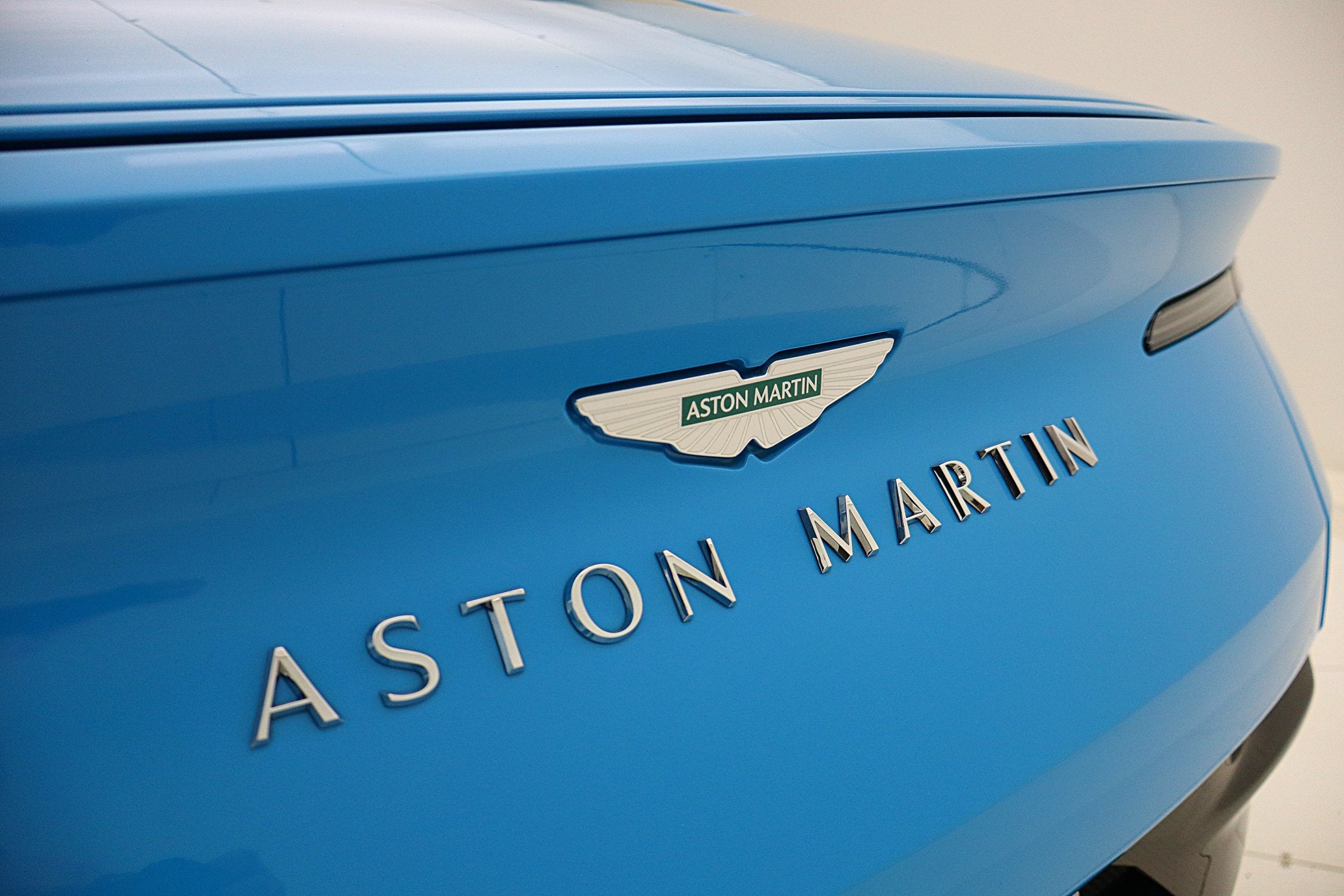 2024 Aston Martin DB12 Coupe/LEASE OPTIONS AVAILABLE