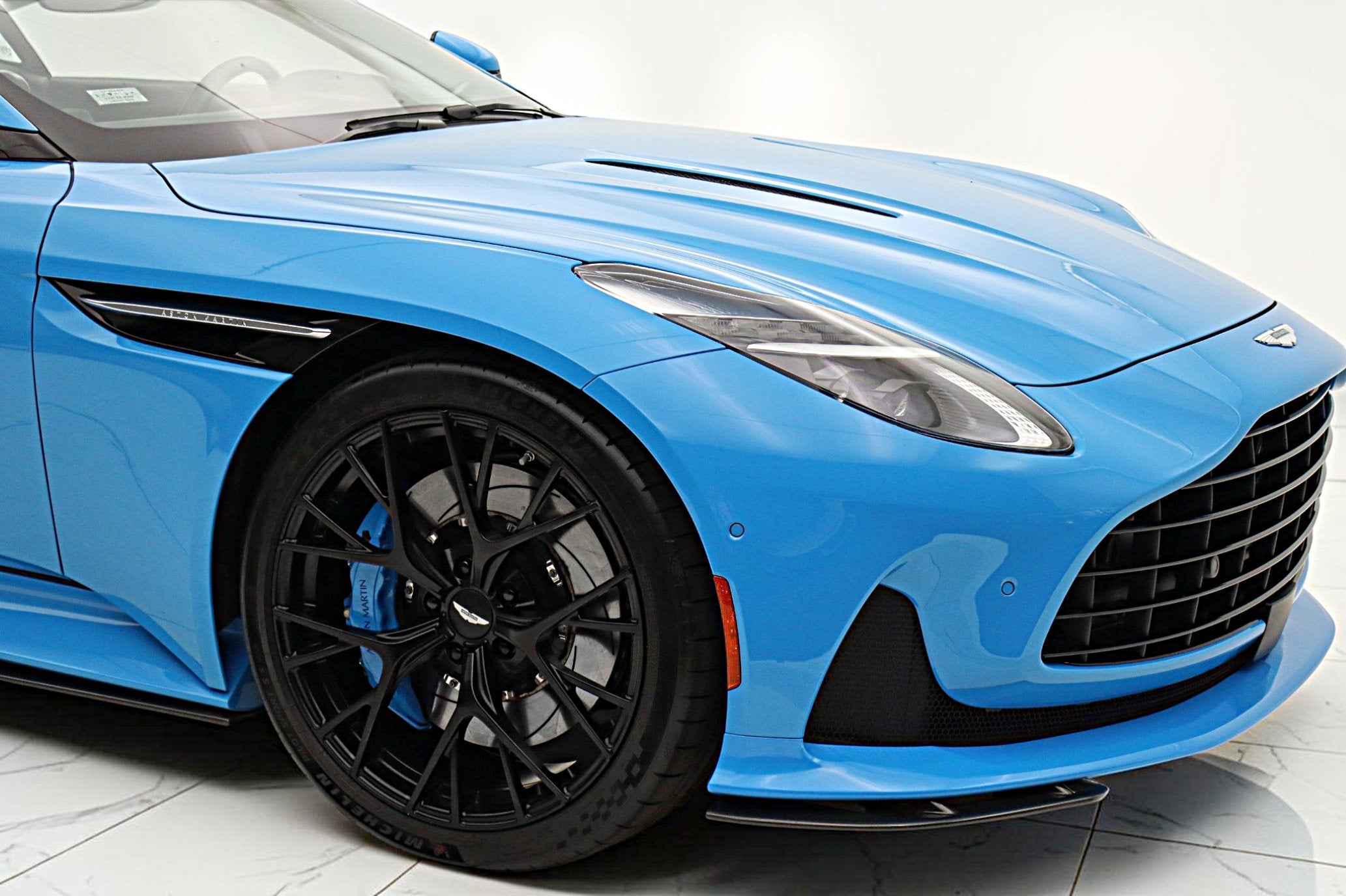 2024 Aston Martin DB12 Coupe/LEASE OPTIONS AVAILABLE