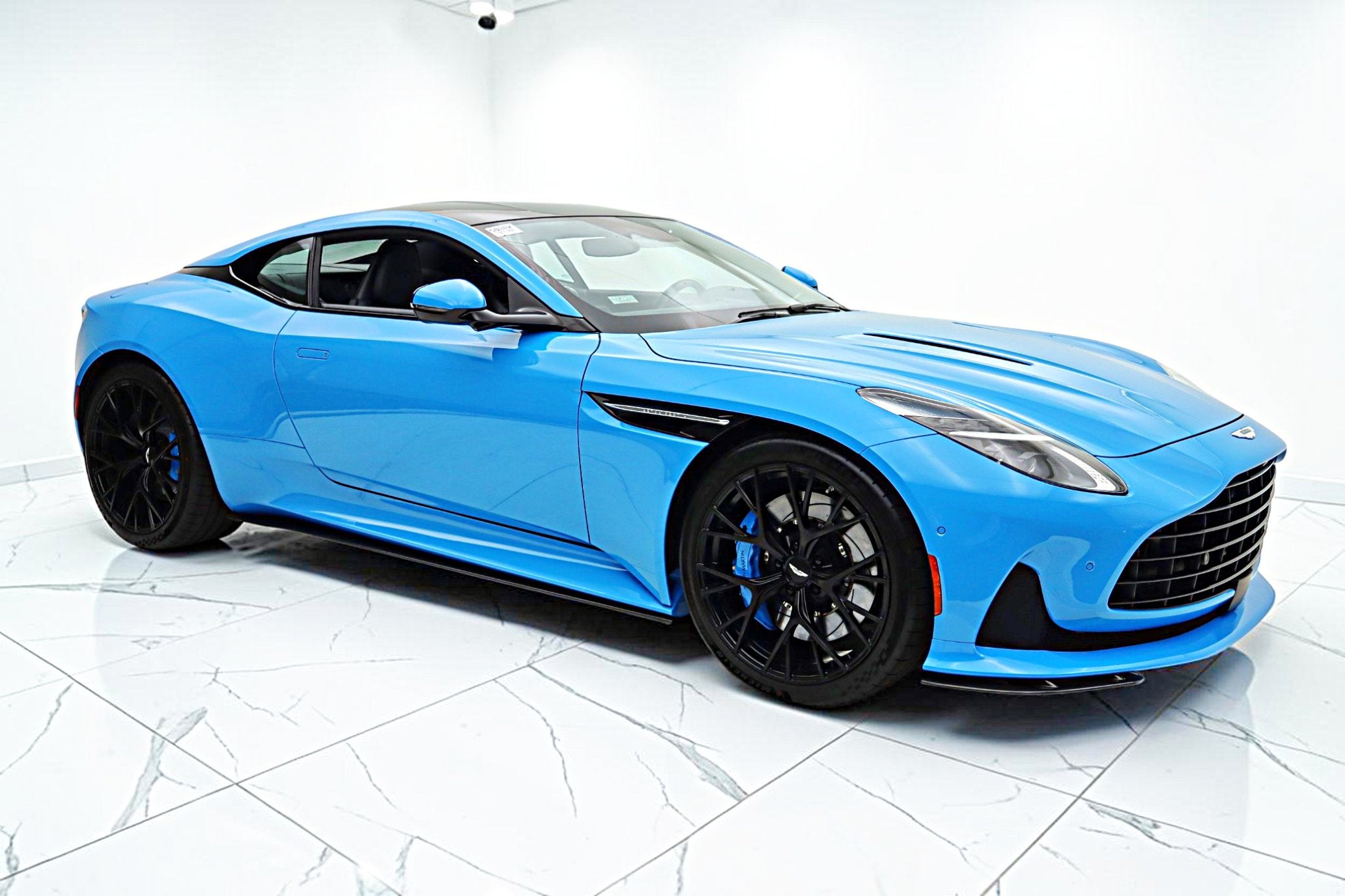 2024 Aston Martin DB12 Coupe/LEASE OPTIONS AVAILABLE