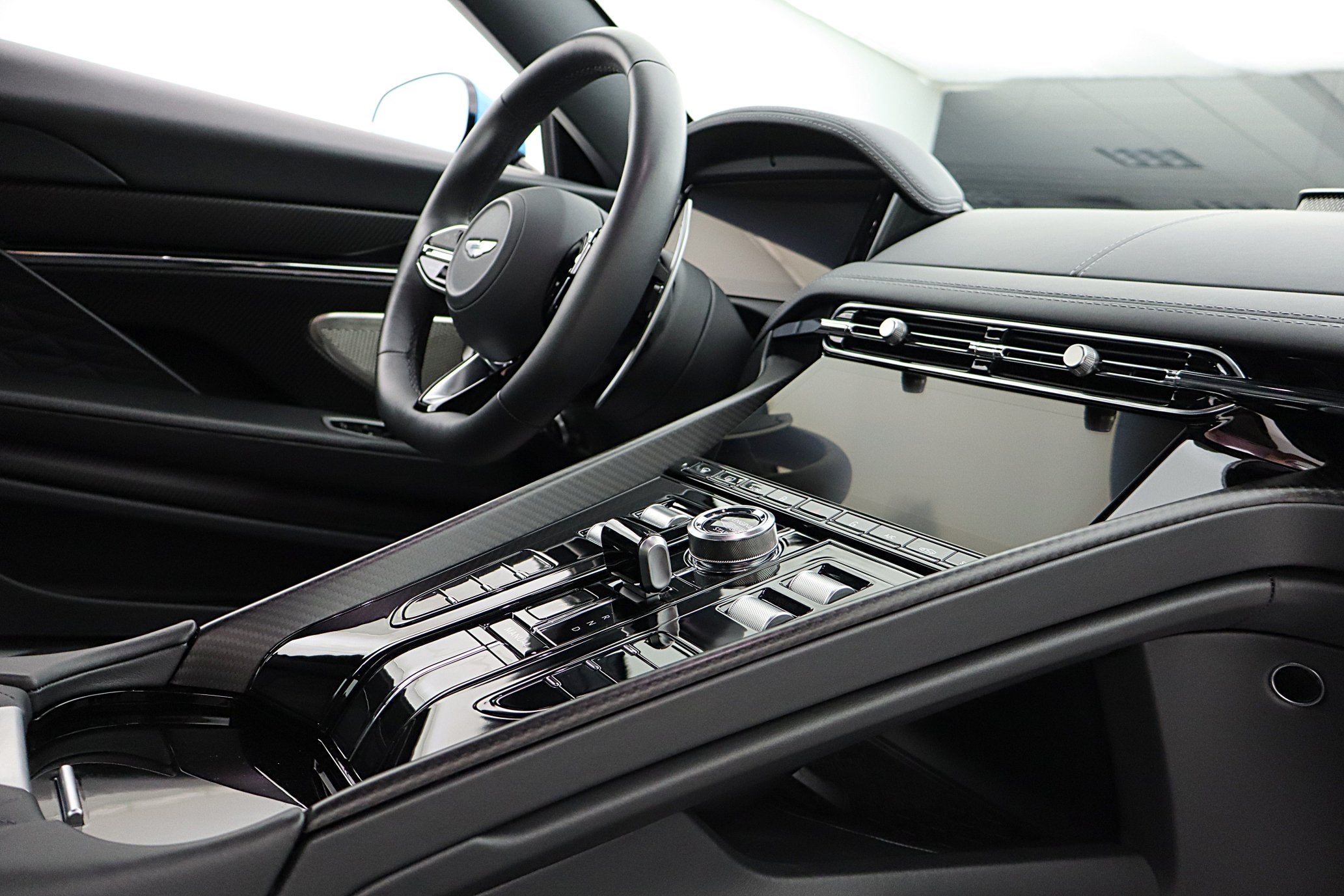 2024 Aston Martin DB12 Coupe/LEASE OPTIONS AVAILABLE