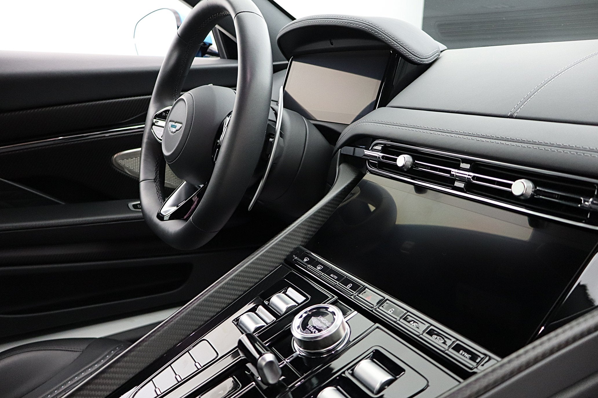 2024 Aston Martin DB12 Coupe/LEASE OPTIONS AVAILABLE