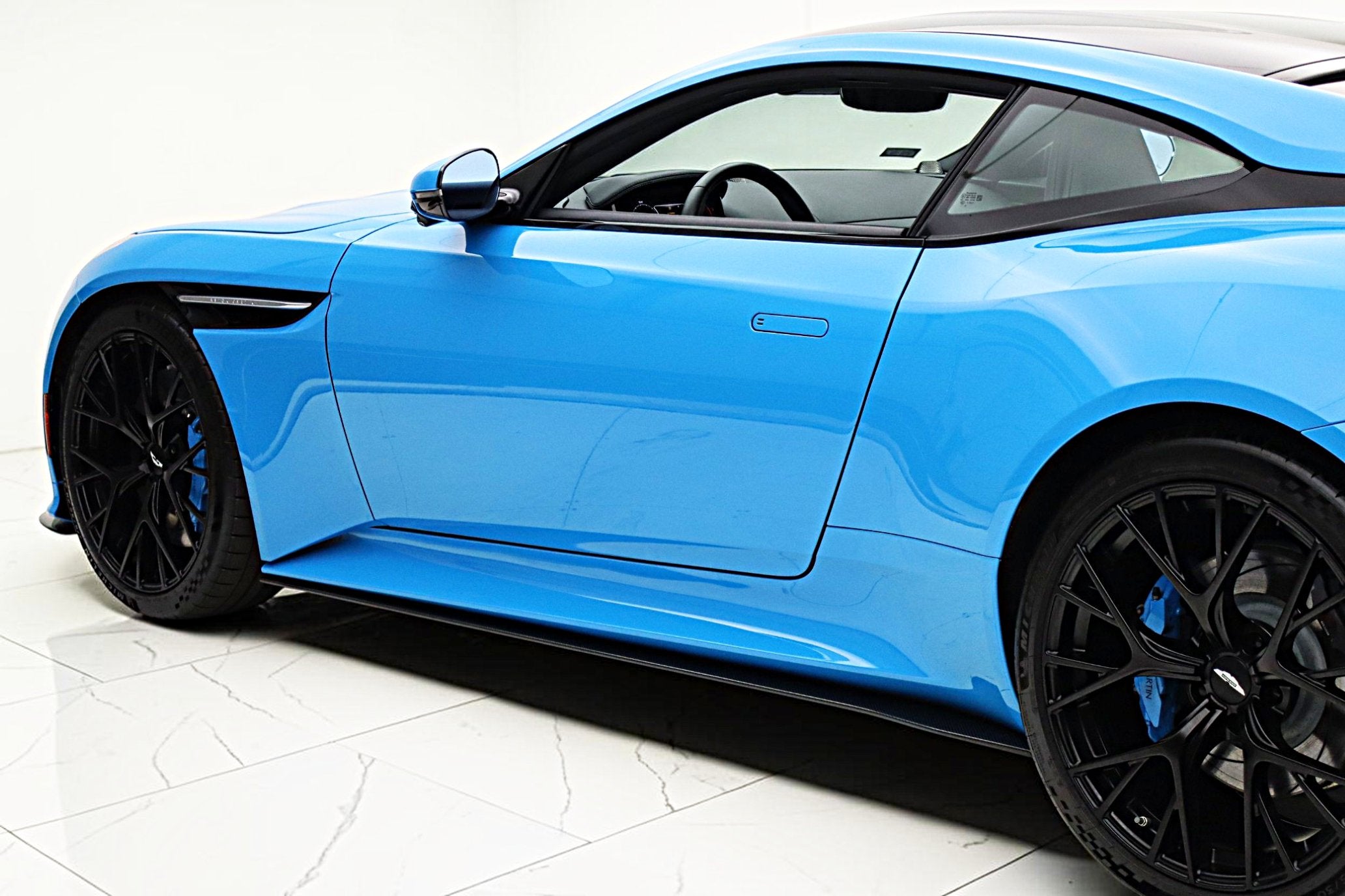 2024 Aston Martin DB12 Coupe/LEASE OPTIONS AVAILABLE