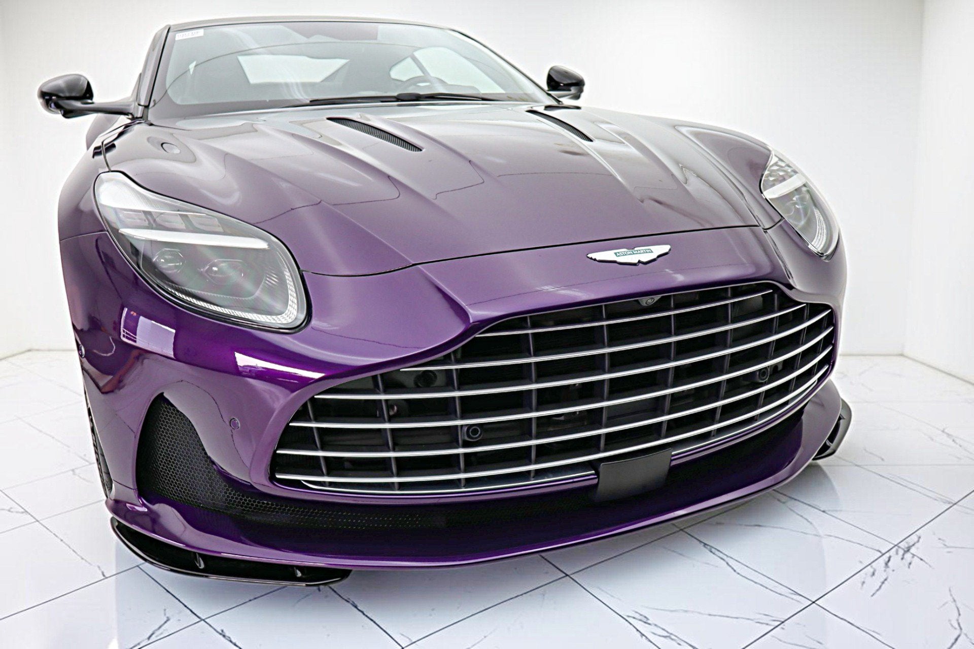 2024 Aston Martin DB12 Coupe/LEASE OPTIONS AVAILABLE