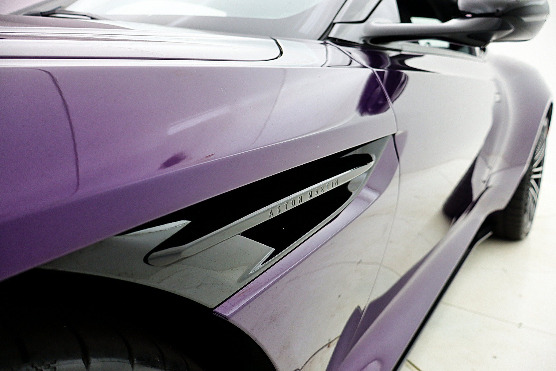 2024 Aston Martin DB12 Coupe/LEASE OPTIONS AVAILABLE