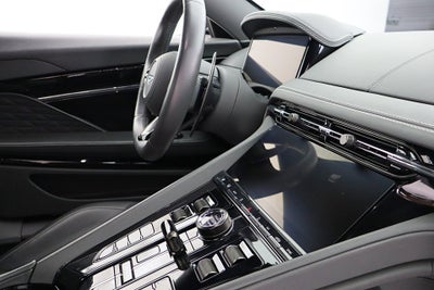 2024 Aston Martin DB12 Coupe/LEASE OPTIONS AVAILABLE