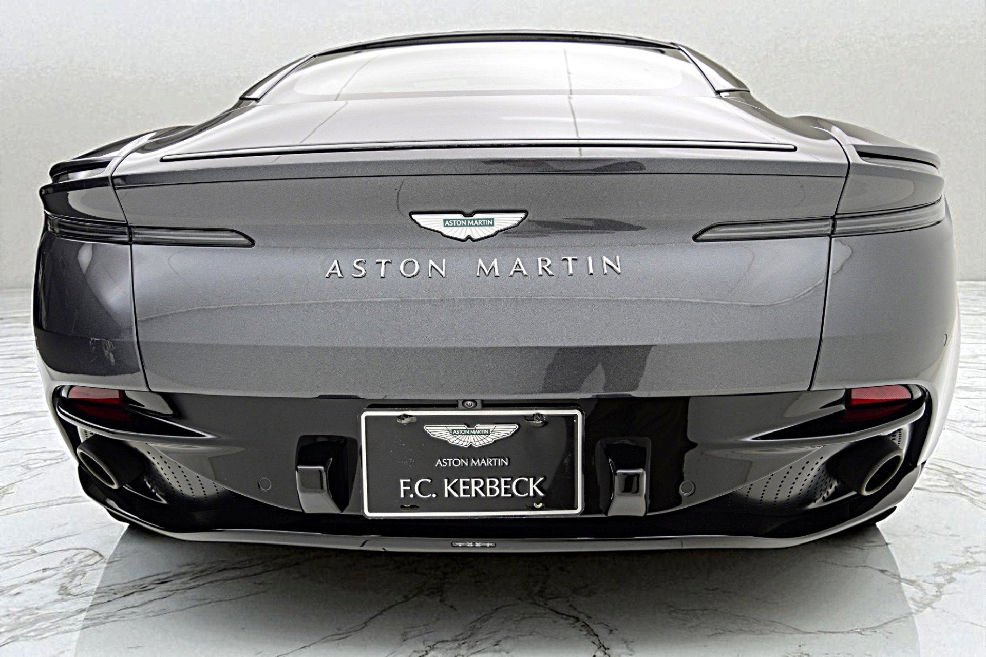 2024 Aston Martin DB12 NA