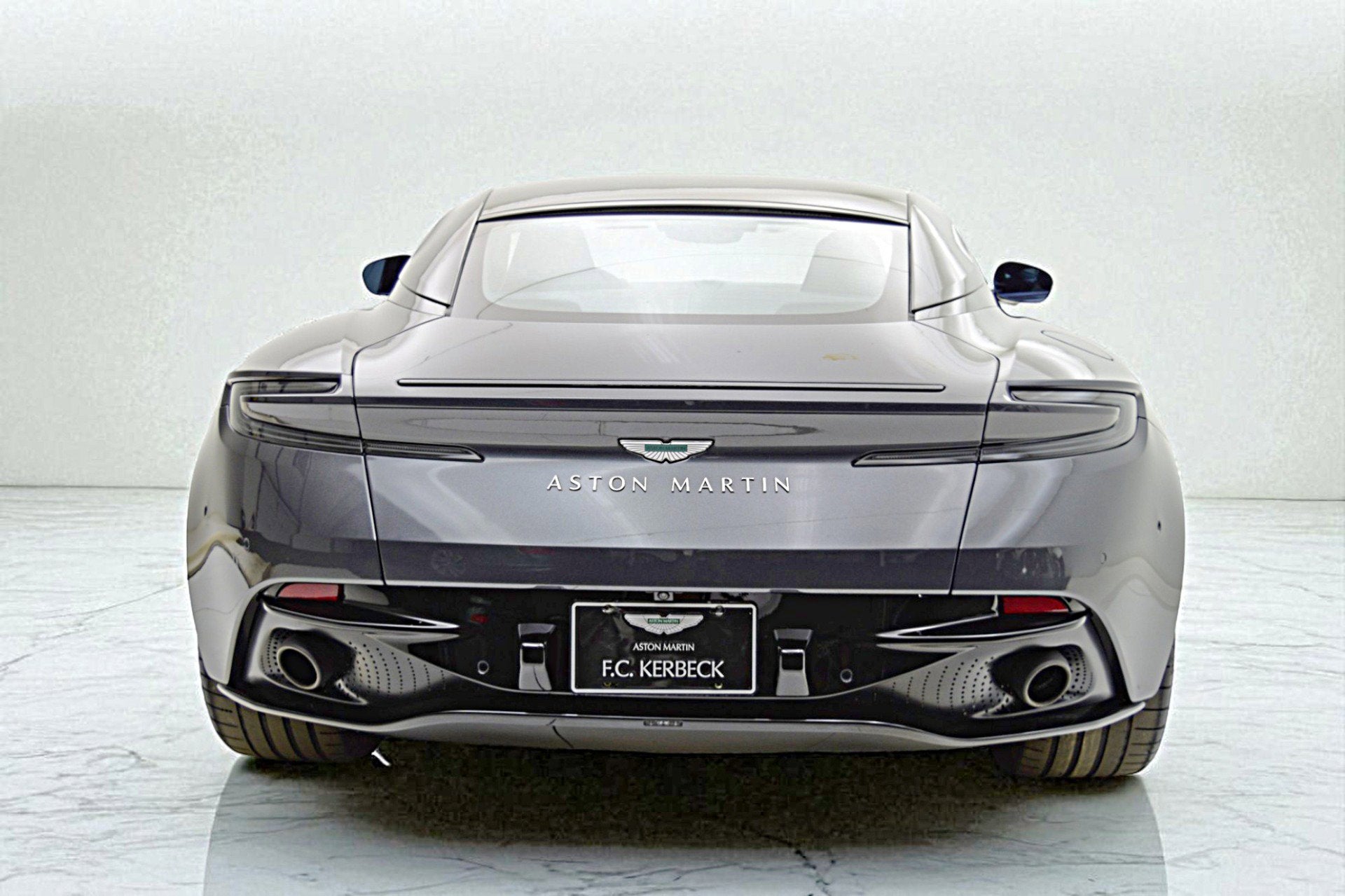 2024 Aston Martin DB12 NA