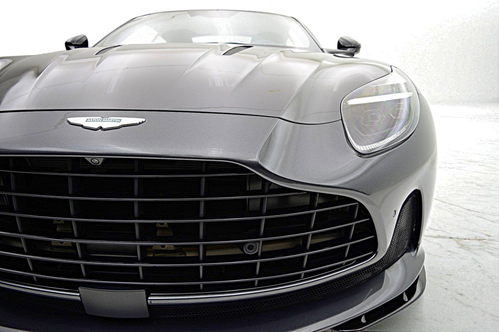 2024 Aston Martin DB12 NA