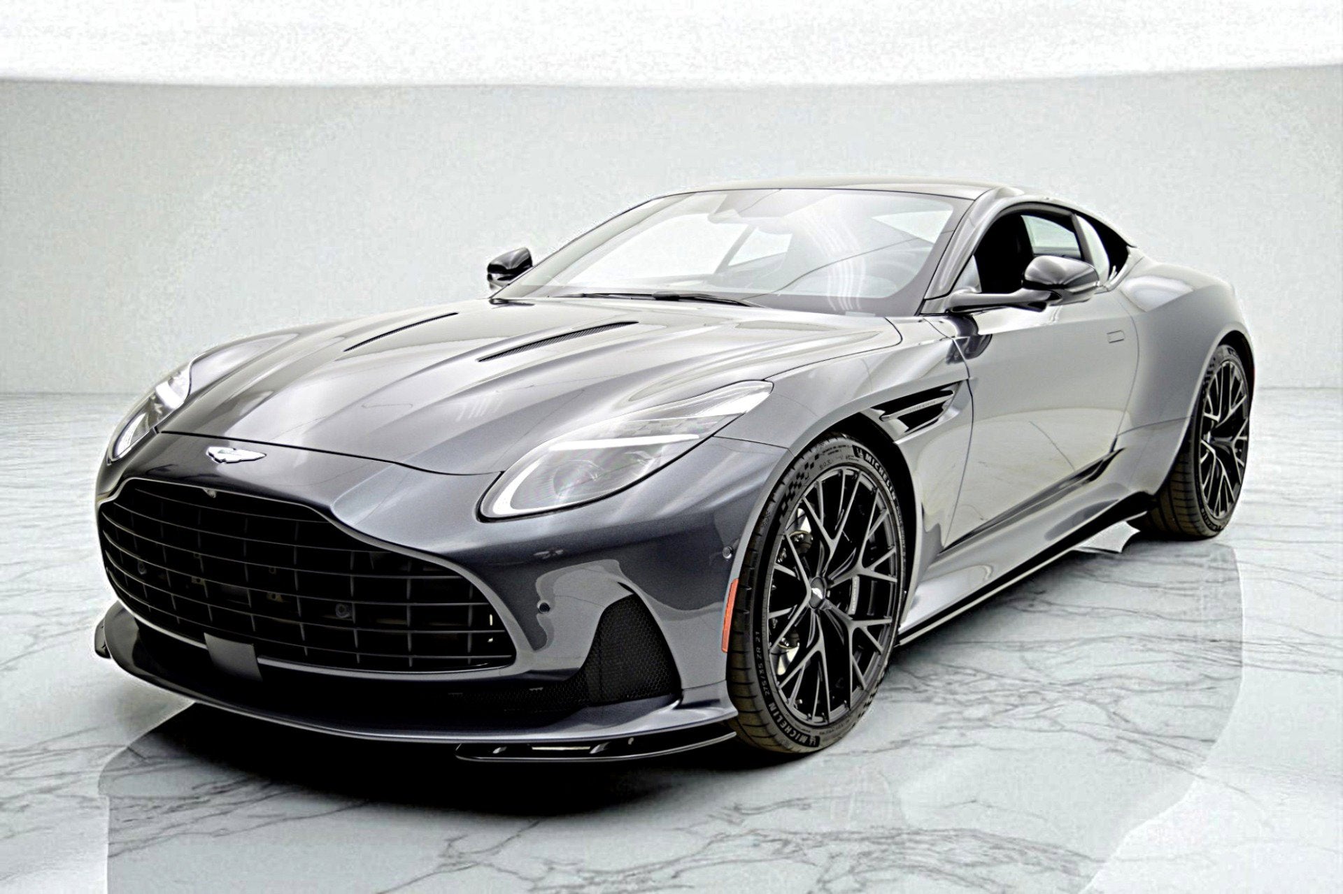 2024 Aston Martin DB12 NA