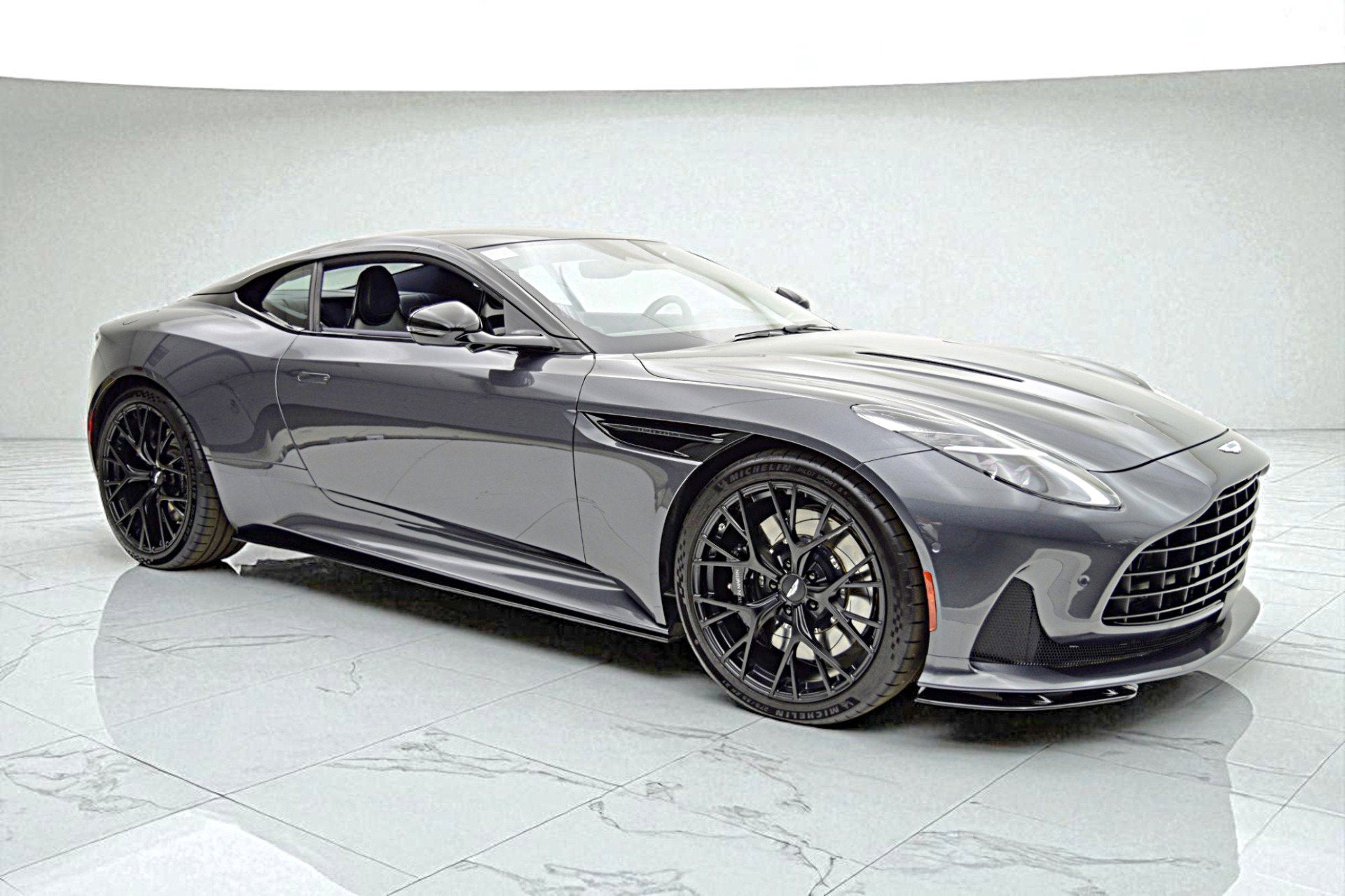 2024 Aston Martin DB12 NA