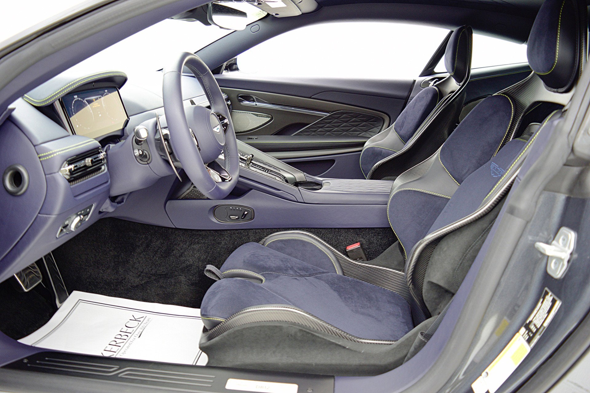 2024 Aston Martin DB12 NA