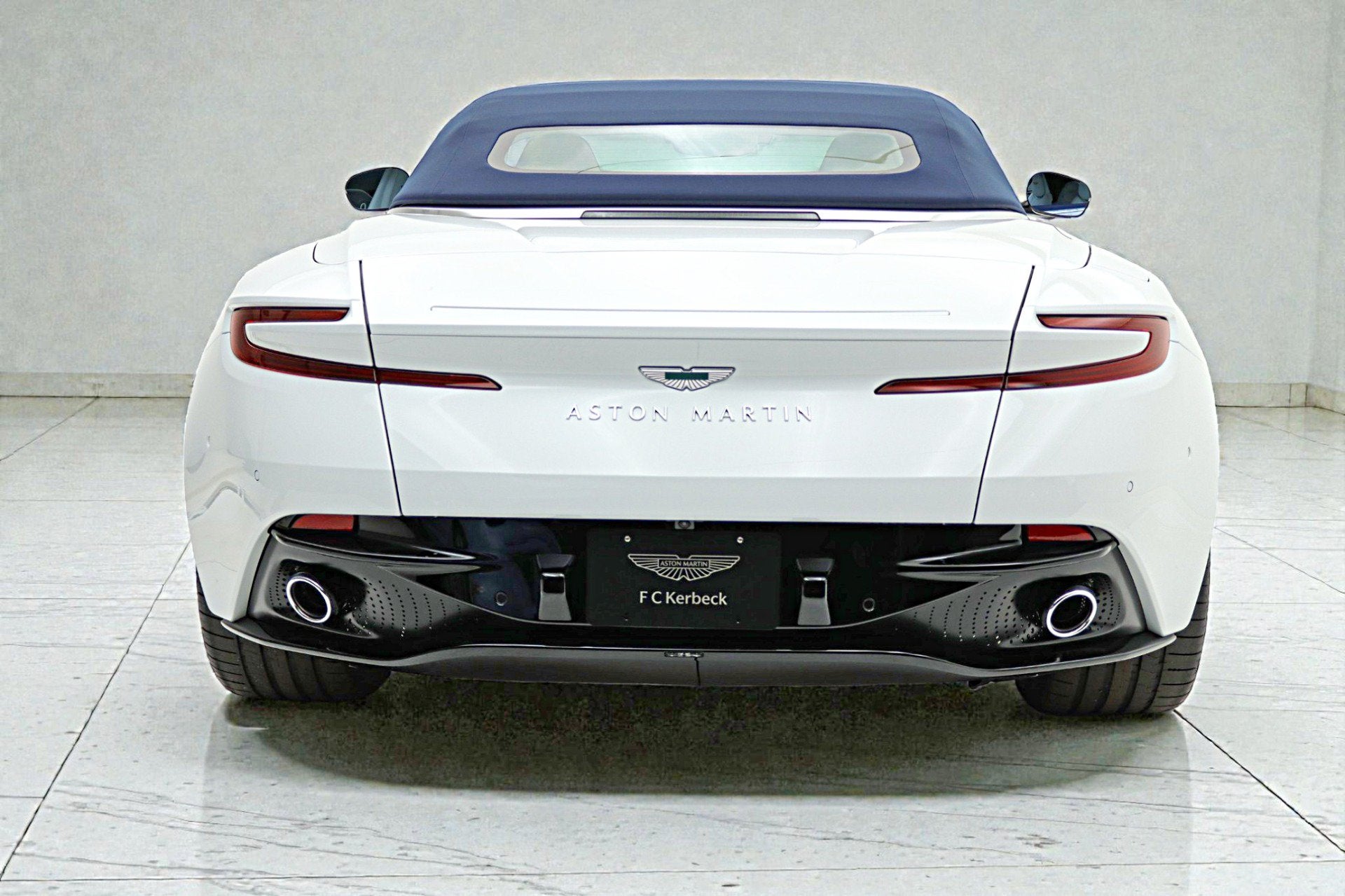 2026 Aston Martin DB12 Volante