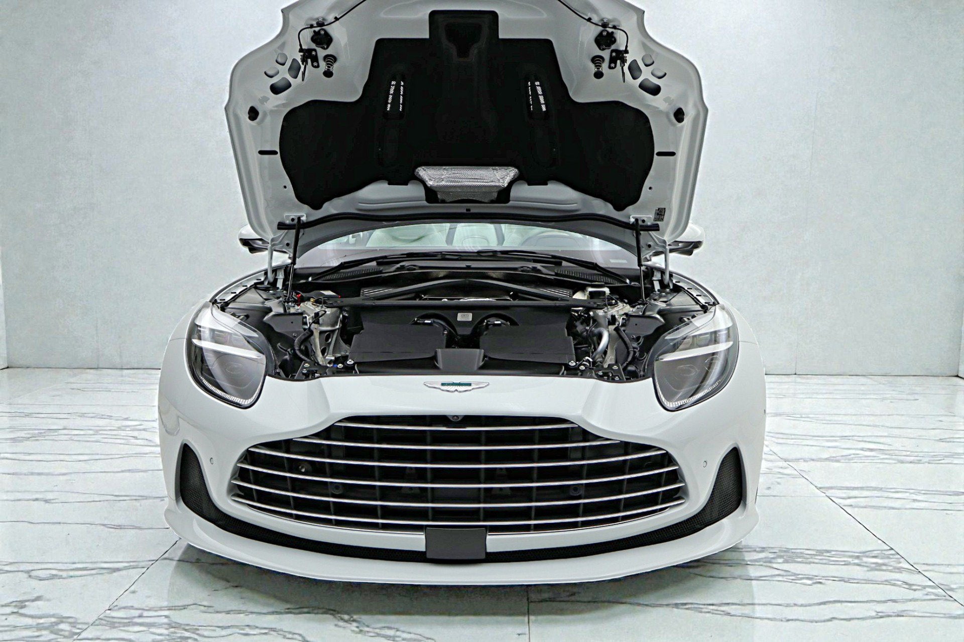 2026 Aston Martin DB12 Volante