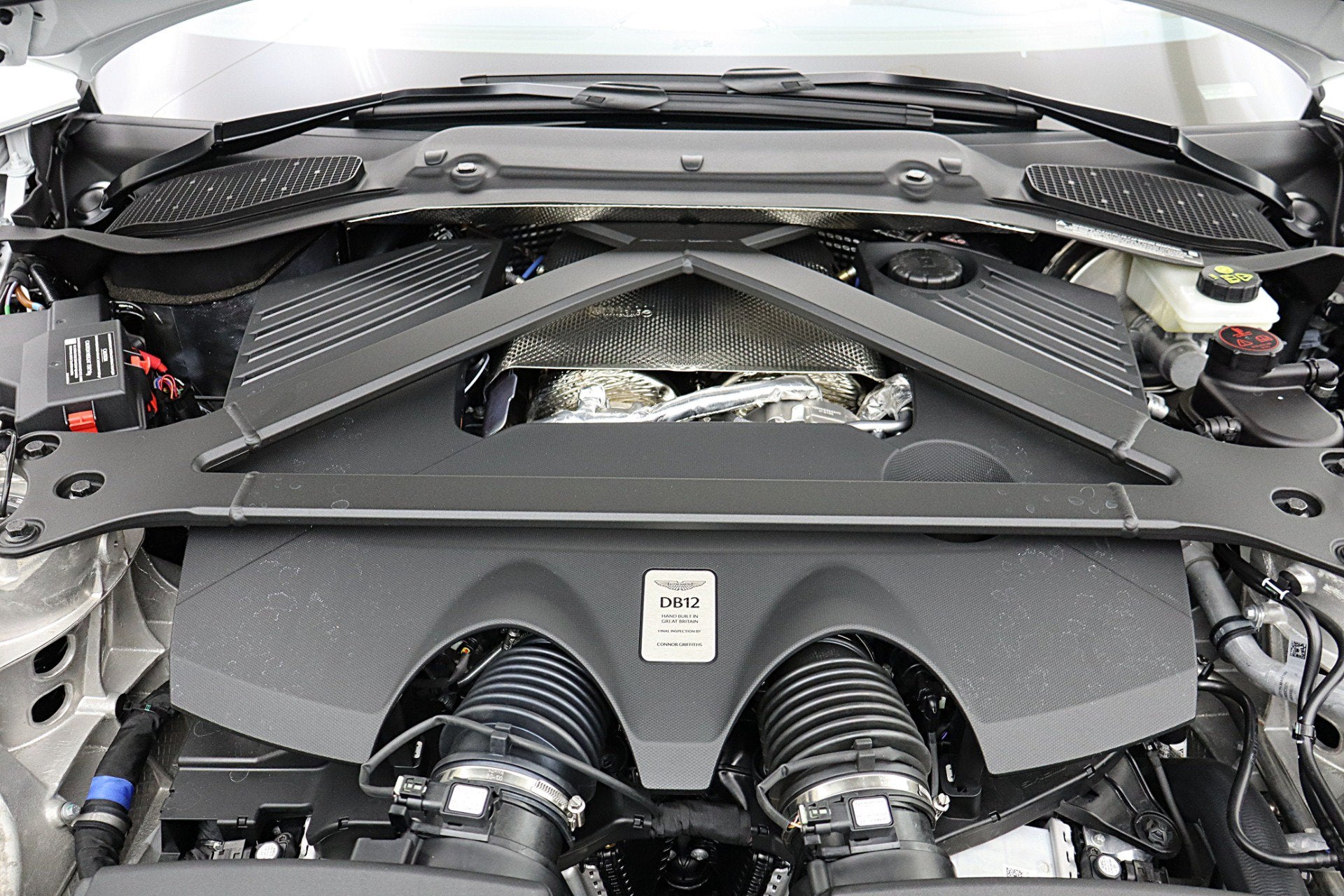 2026 Aston Martin DB12 Volante