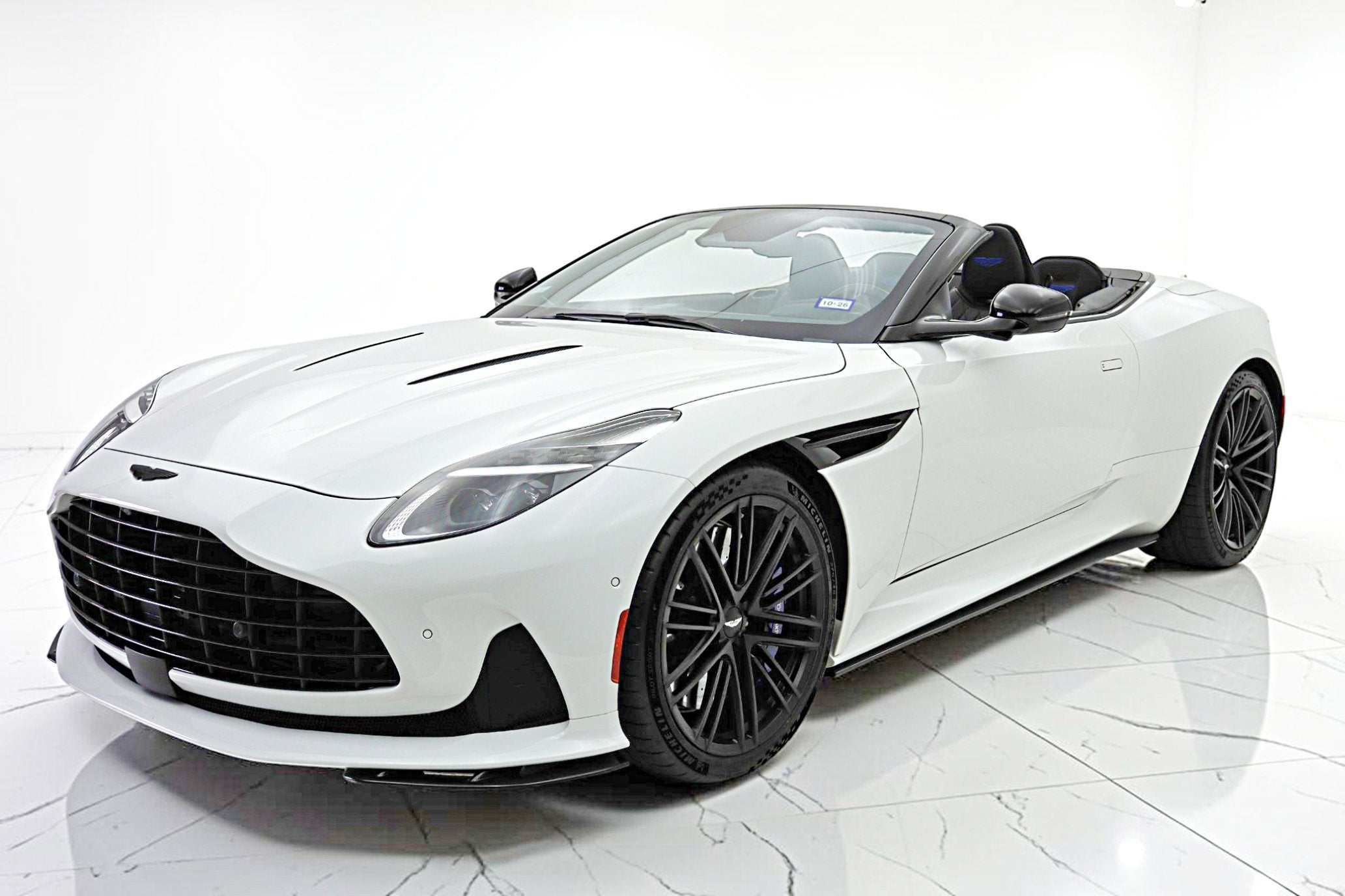 2024 Aston Martin DB12 Volante