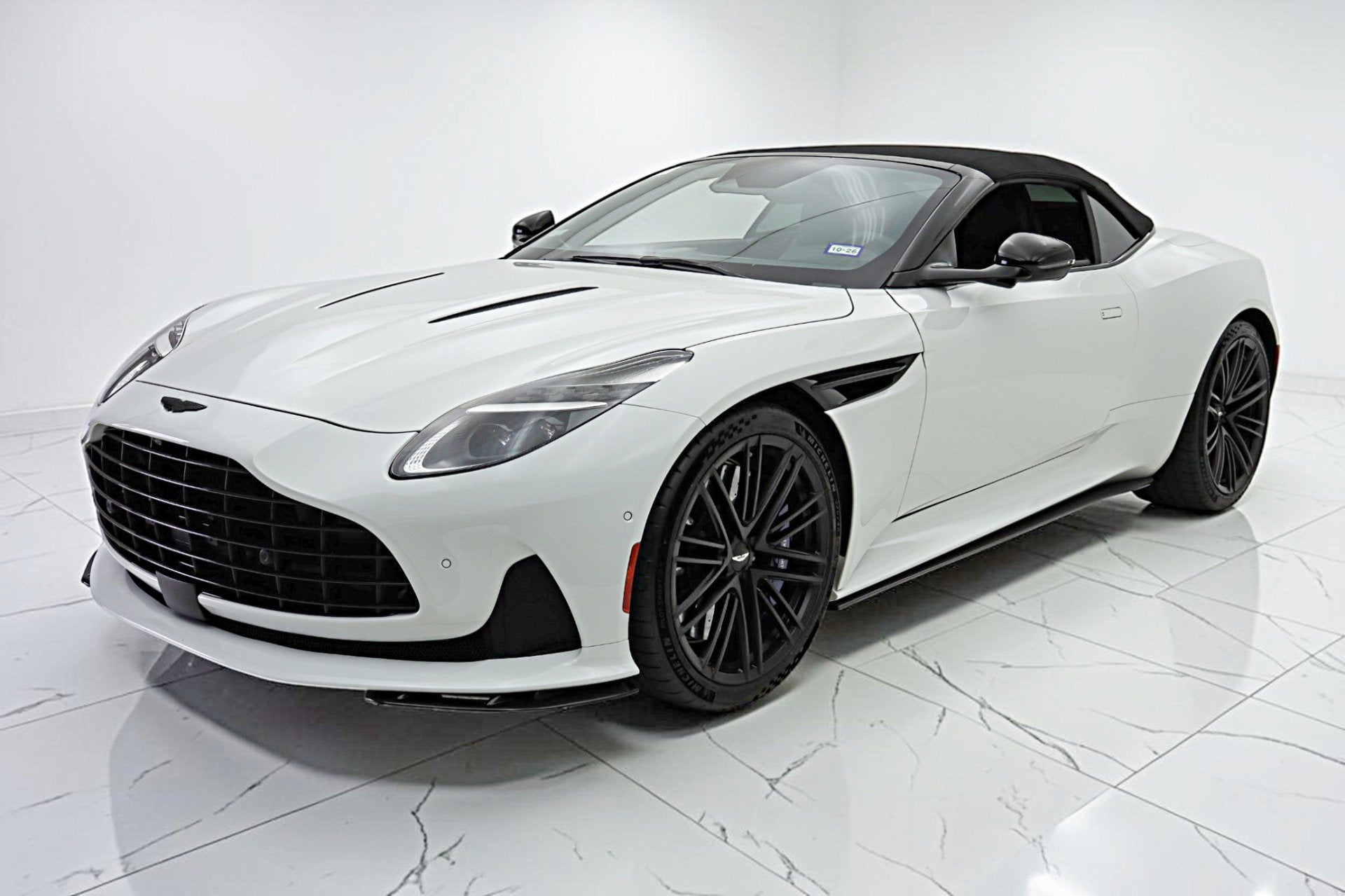 2024 Aston Martin DB12 Volante