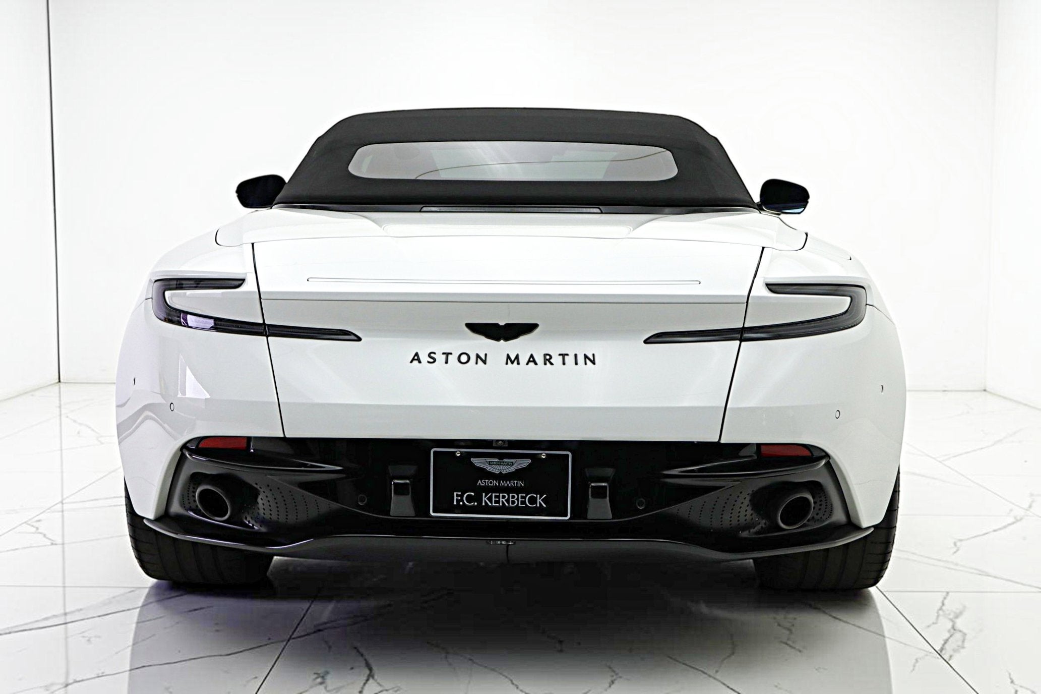 2024 Aston Martin DB12 Volante