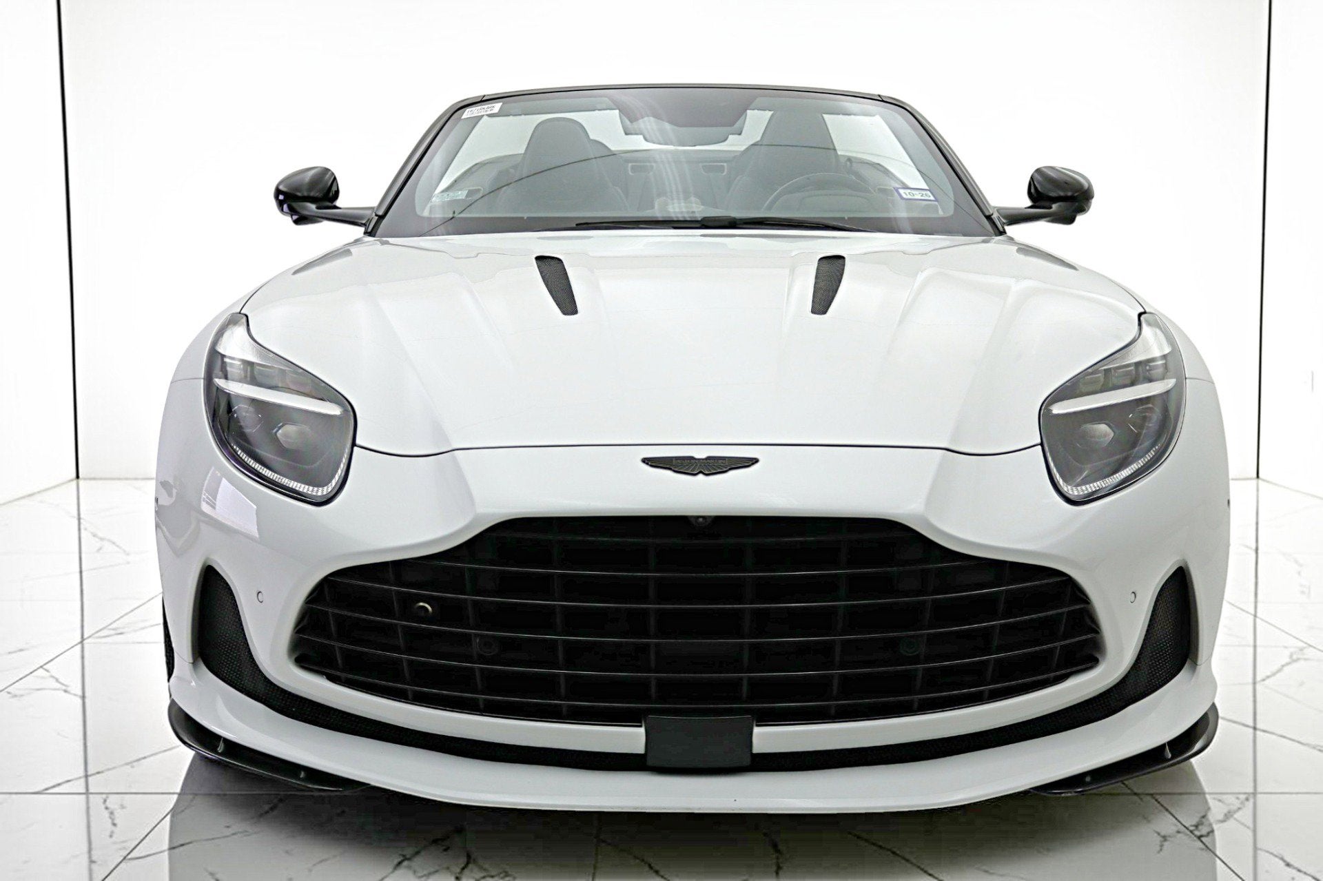 2024 Aston Martin DB12 Volante
