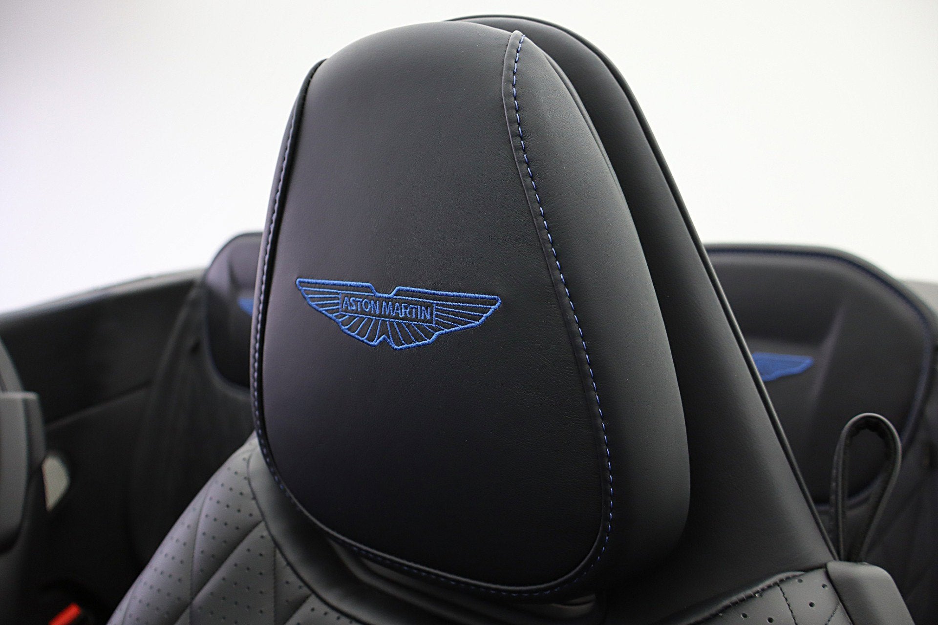 2024 Aston Martin DB12 Volante