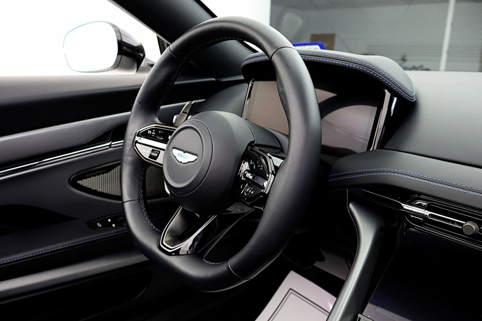 2024 Aston Martin DB12 Volante