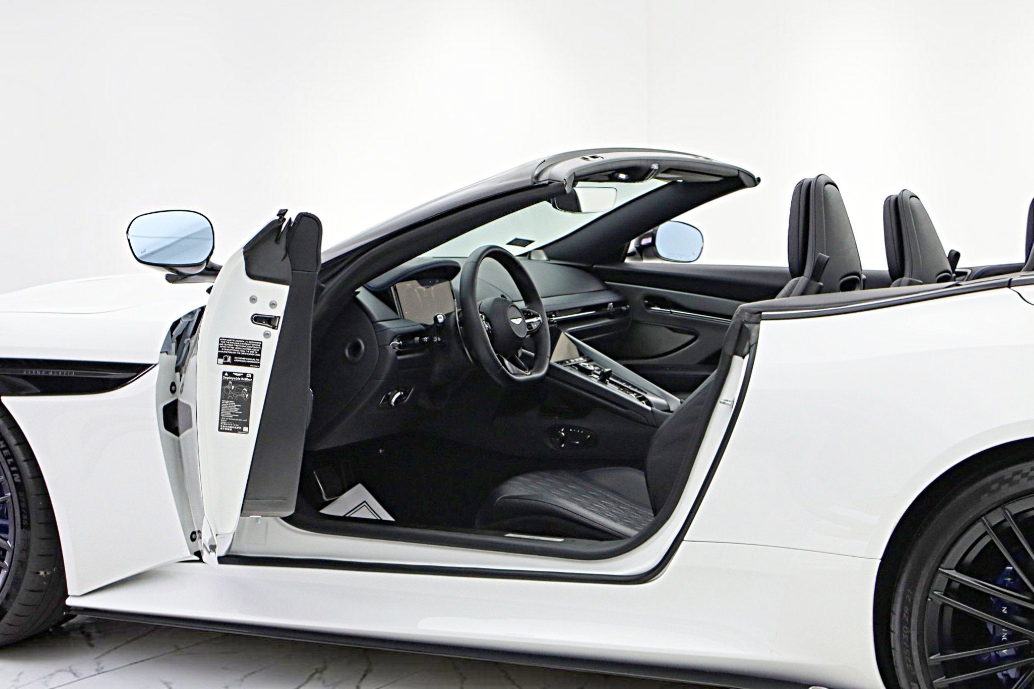 2024 Aston Martin DB12 Volante