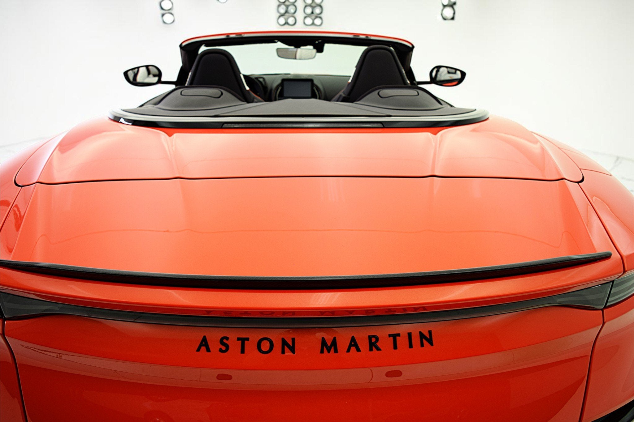 2023 Aston Martin DBS Volante